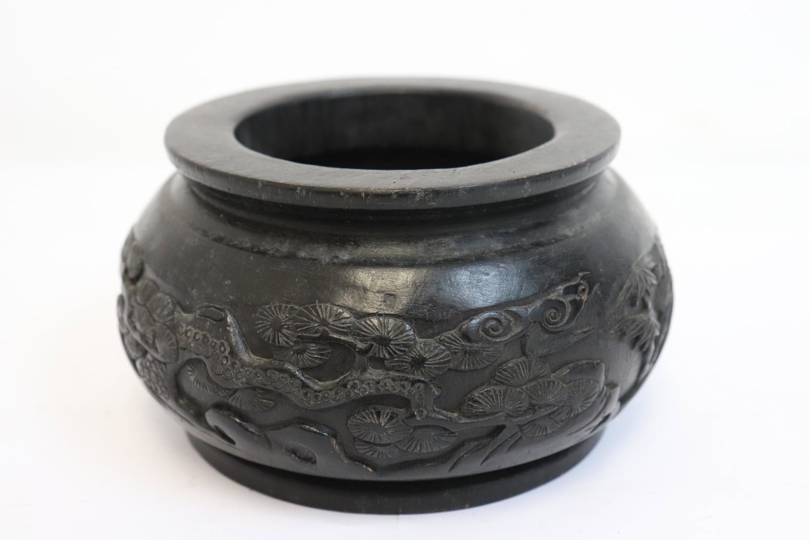 Fine rosewood carved censer: Fine rosewood carved censer, 2.75"x5"dia