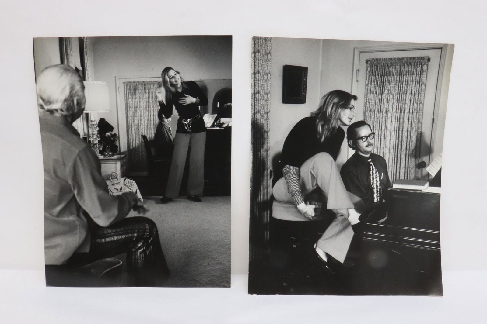 2 photos of Ms. Sally Kellerman by Alfred Eisenstaedt: 2 photographies of Ms. Sally Kellerman by Alfred Eisenstaedt, 1971. The photos were for Life magazine and they are from Ms. Kellerman personal collection, 13.2"x10"