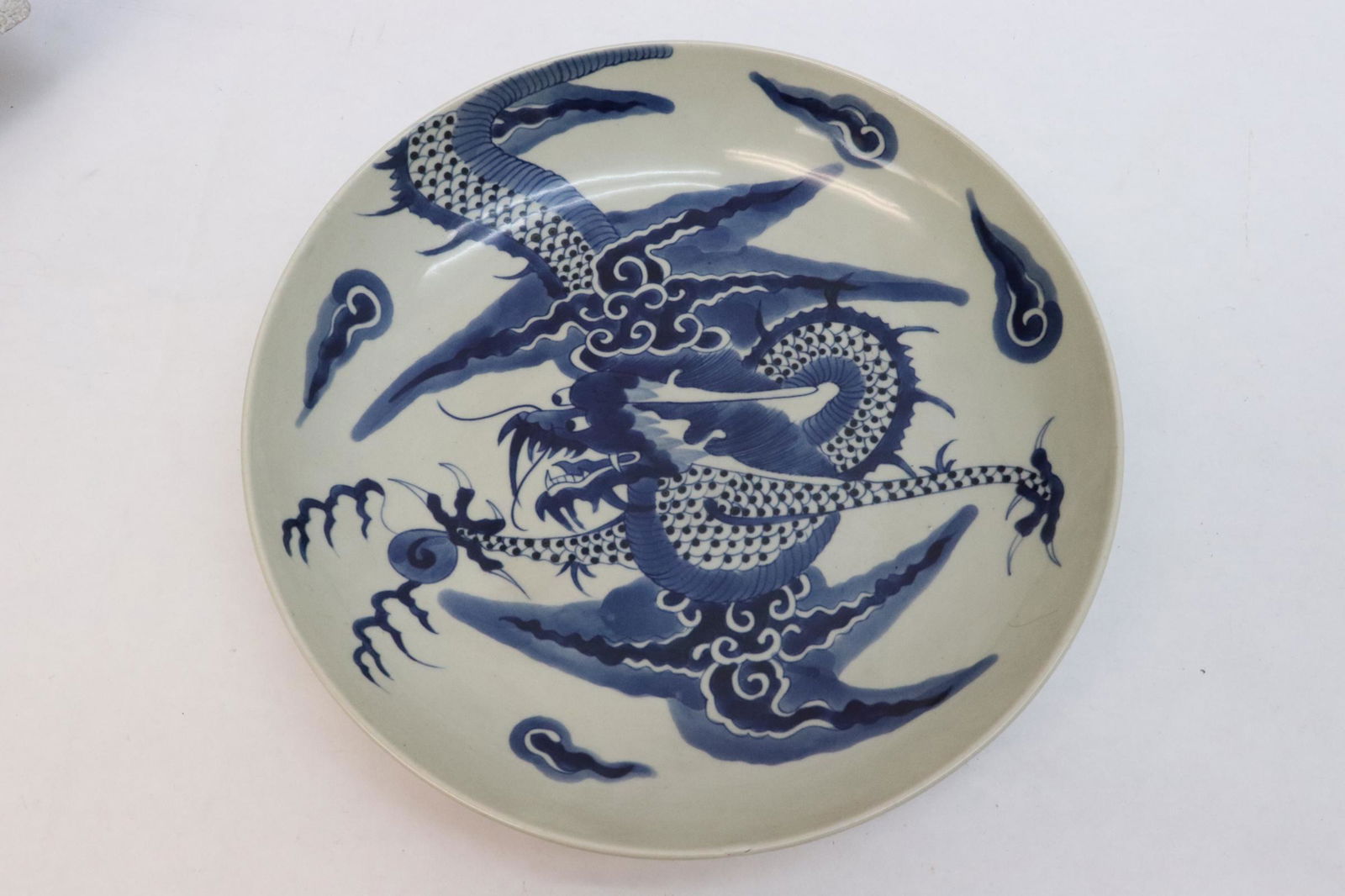 Chinese b&w porcelain plate, Daoguang period (1 of 8)