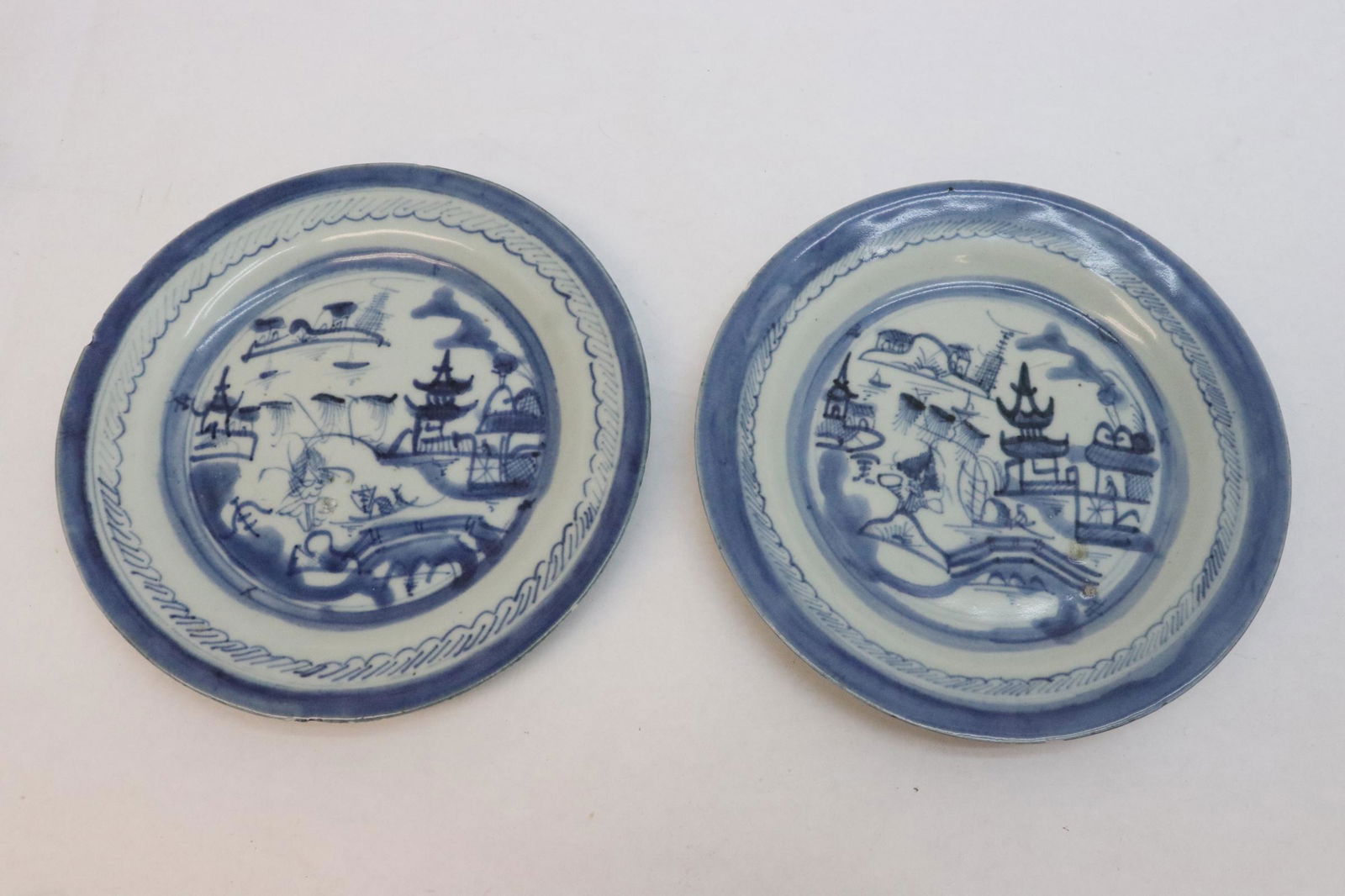 2 Chinese 18th/19th c. blue & white export plates (1 of 10)