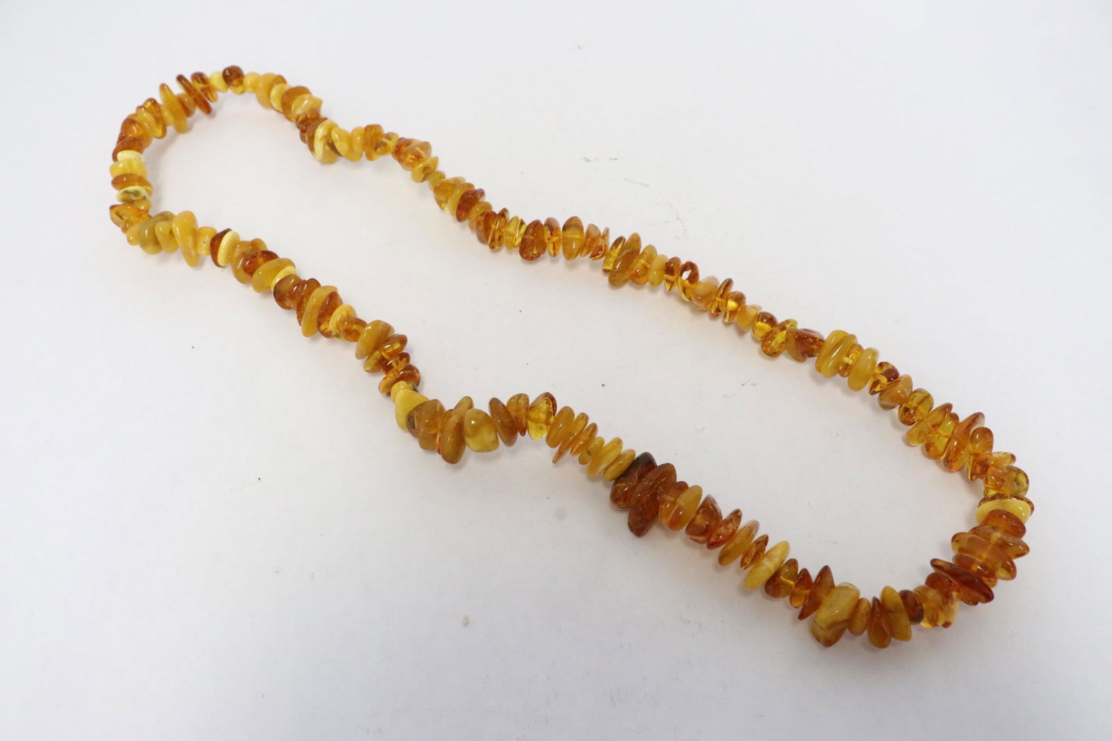 Fine amber bead necklace (1 of 6)