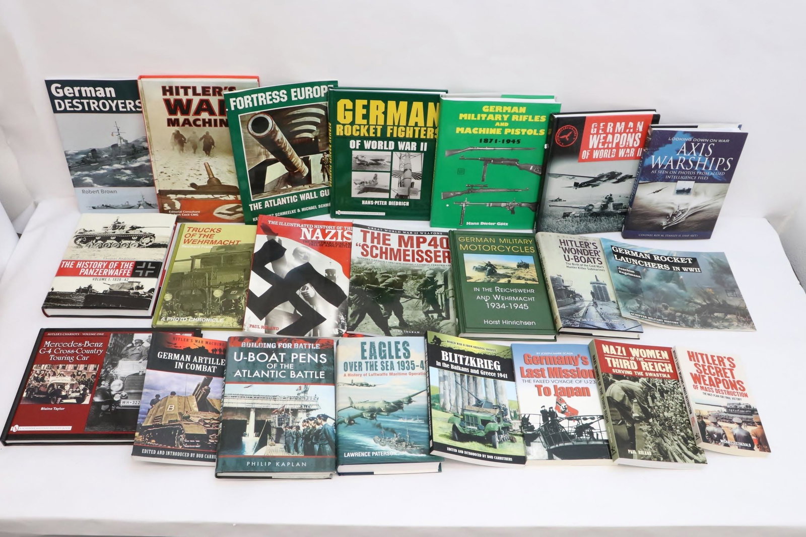 Approx. 23 books related to German WWII warfare (1 of 12)