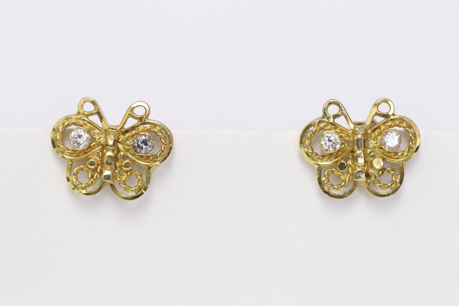 Pair 22 K Y/G butterfly motif earrings (1 of 8)