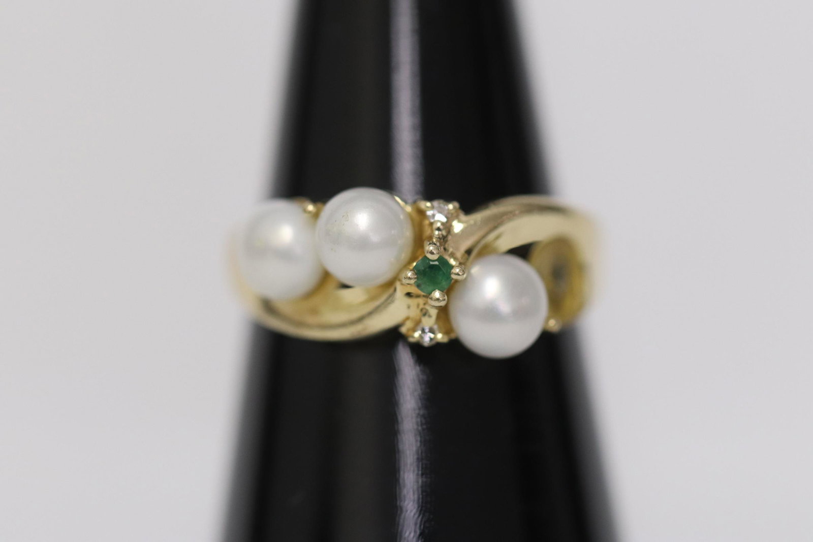 14K cultured pearl, emerald & diamond ring (1 of 8)