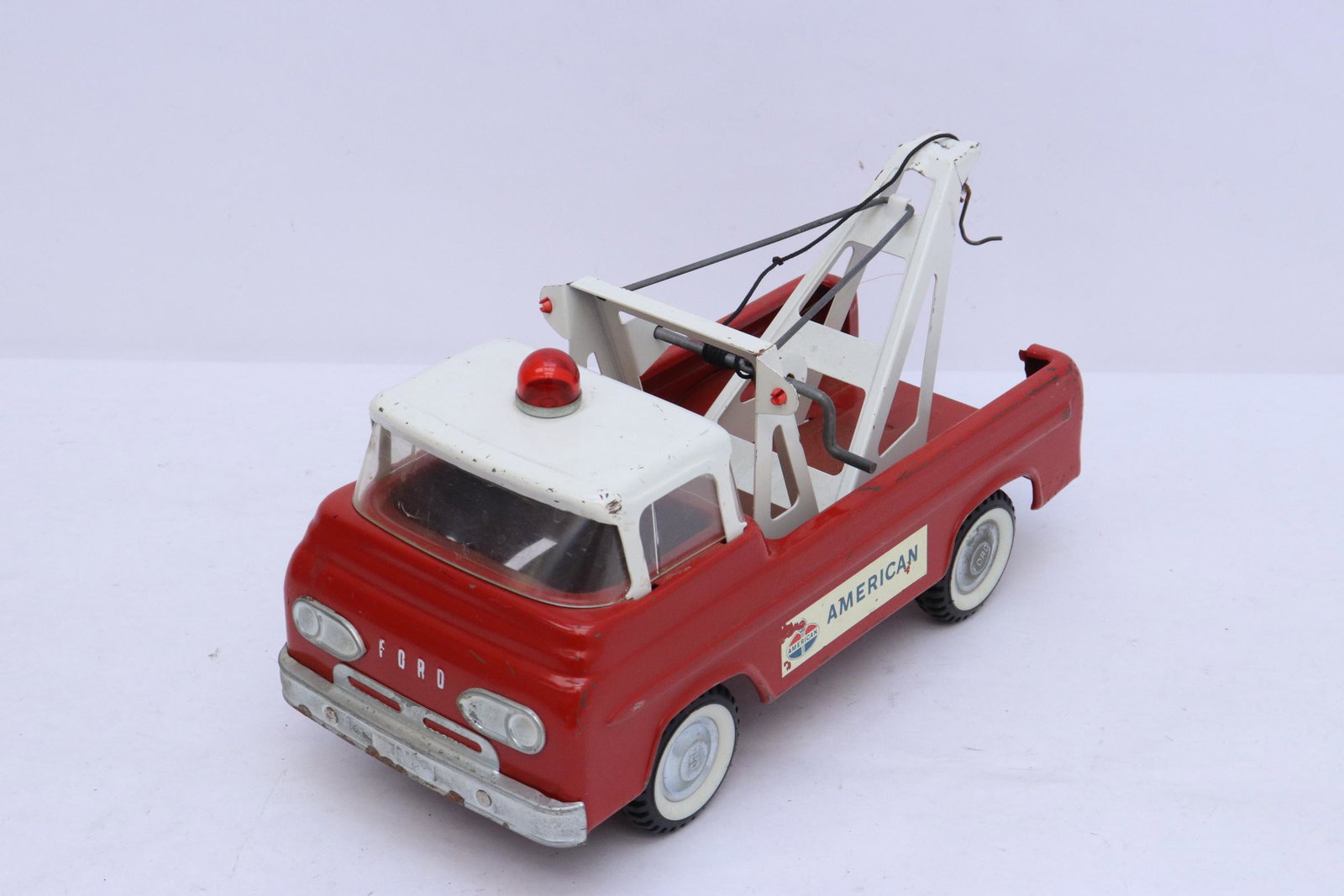 Vintage toy Ford American tow truck: Vintage toy Ford American tow truck, 11.1"L