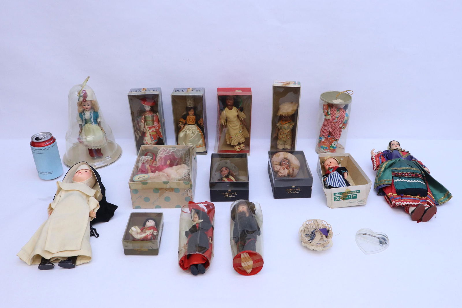 Lot of miniature dolls (1 of 12)