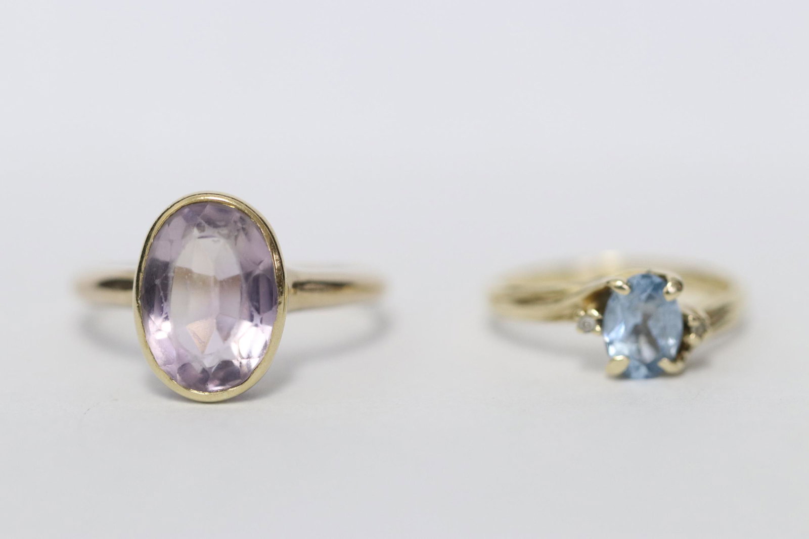 Two 10K rings with stones (1 of 10)
