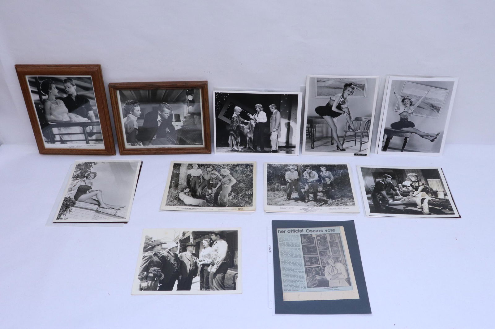 Lot of movie set photos of Carole Mathews (1 of 13)