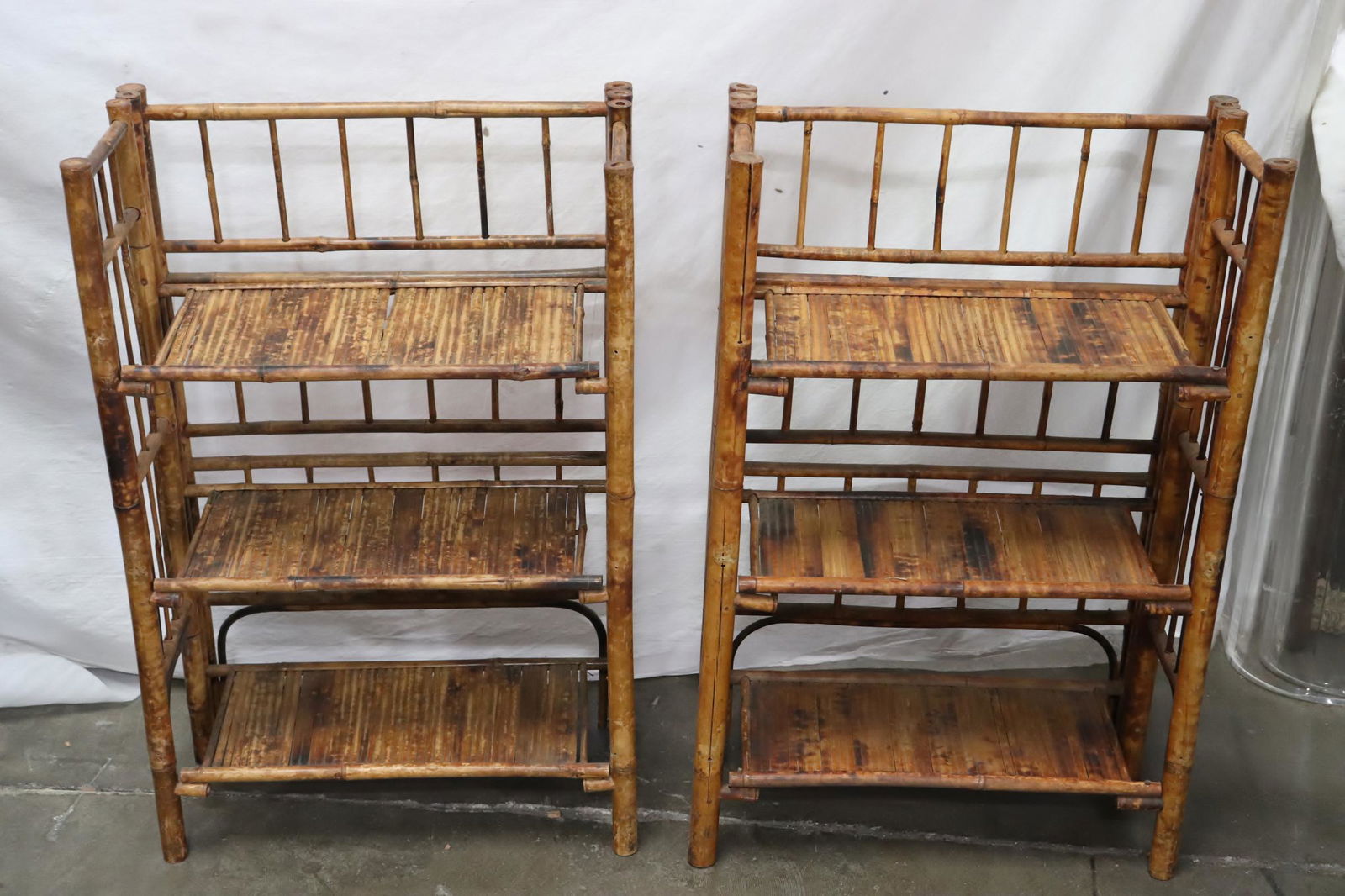 2 Chinese bamboo shelves (1 of 8)