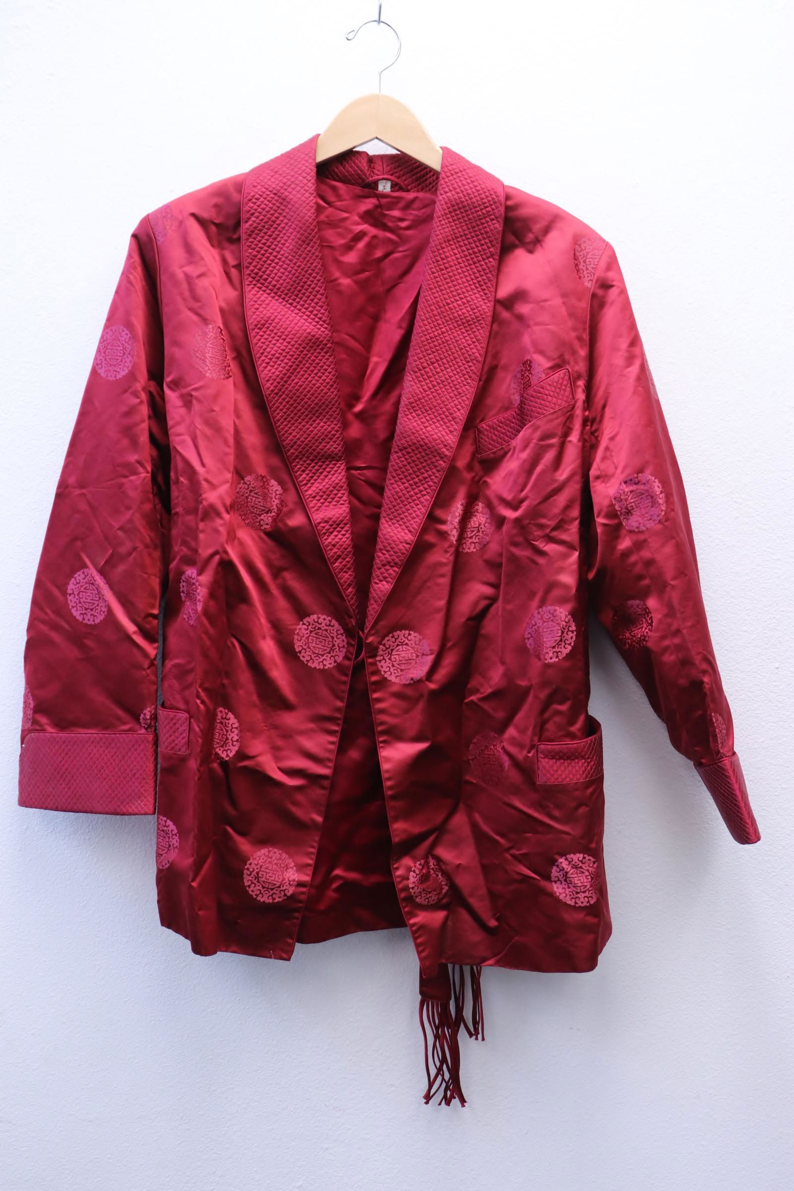 Rare Chinese embroidery style smoking jacket (1 of 7)