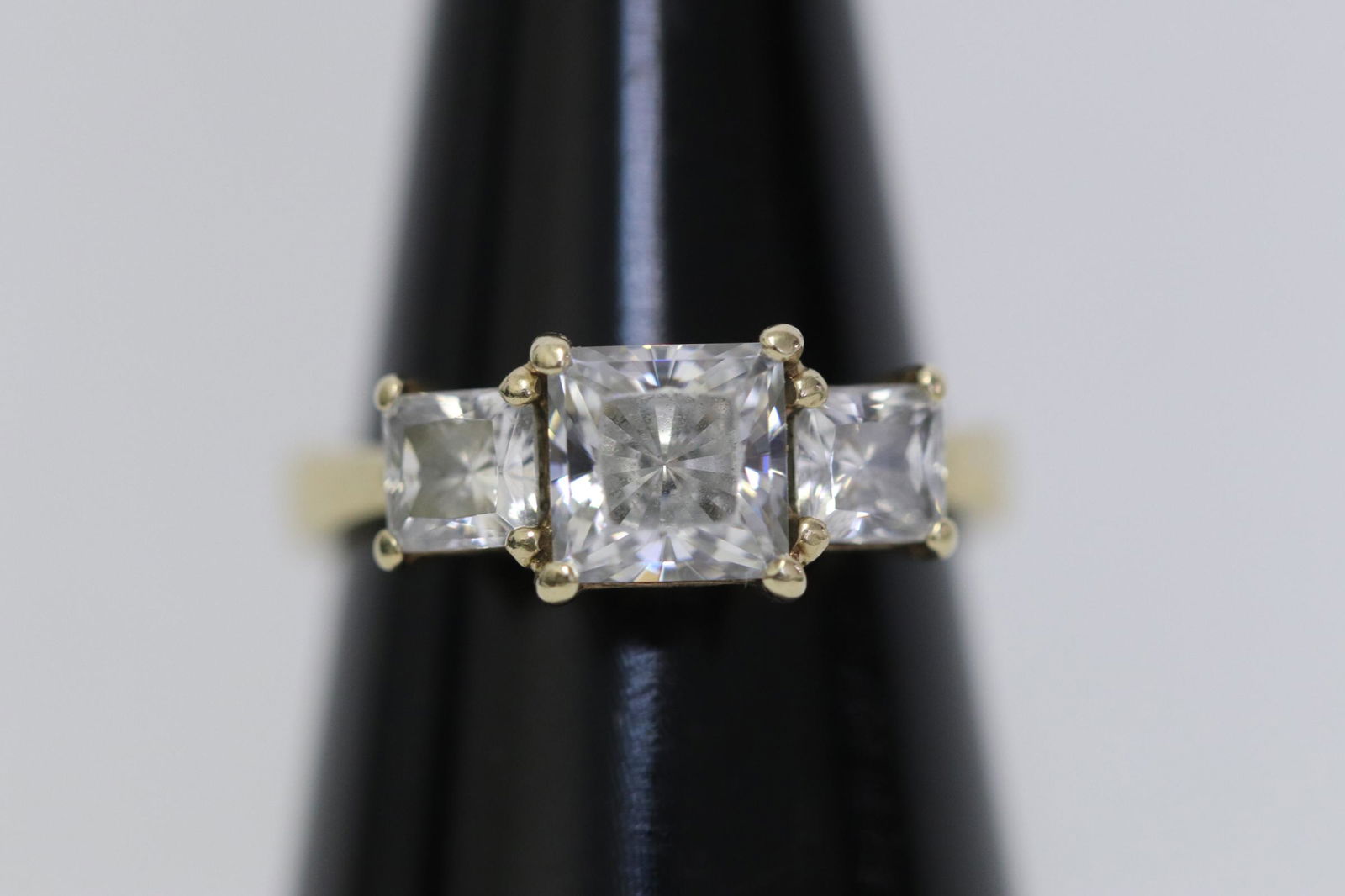 14K Y/G ring with light blue stones (1 of 9)