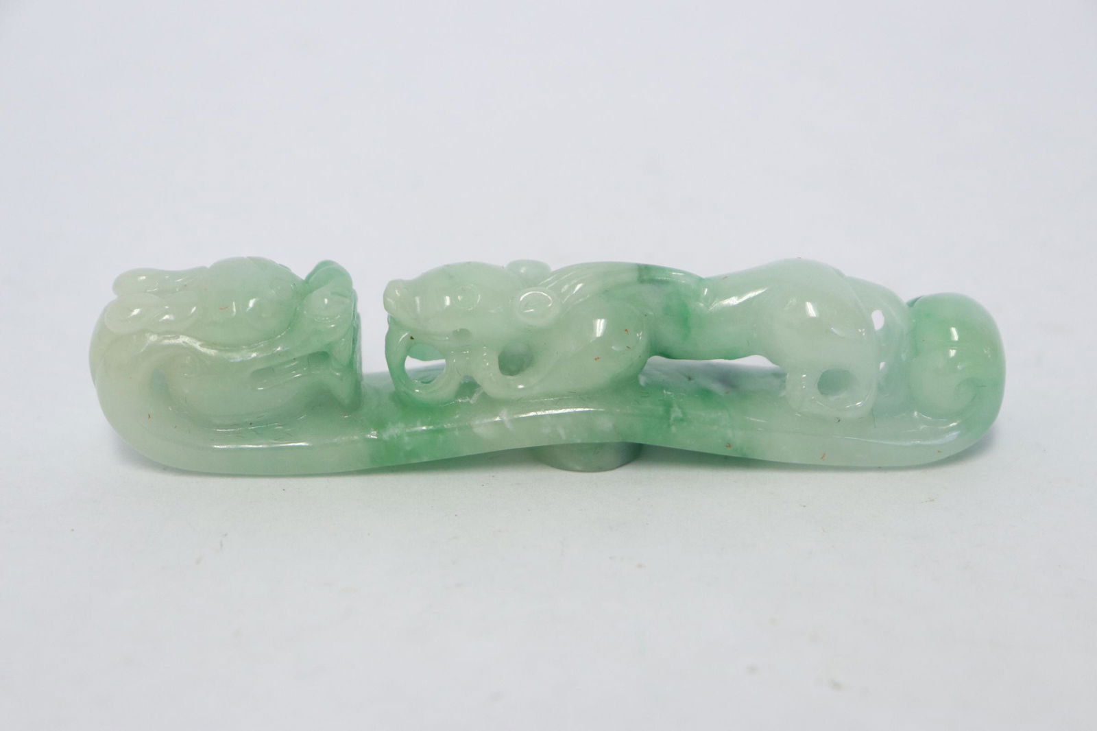 Apple green jadeite dragon belt buckle: Apple green jadeite dragon belt buckle, 3.5"x0.5"x0.8"