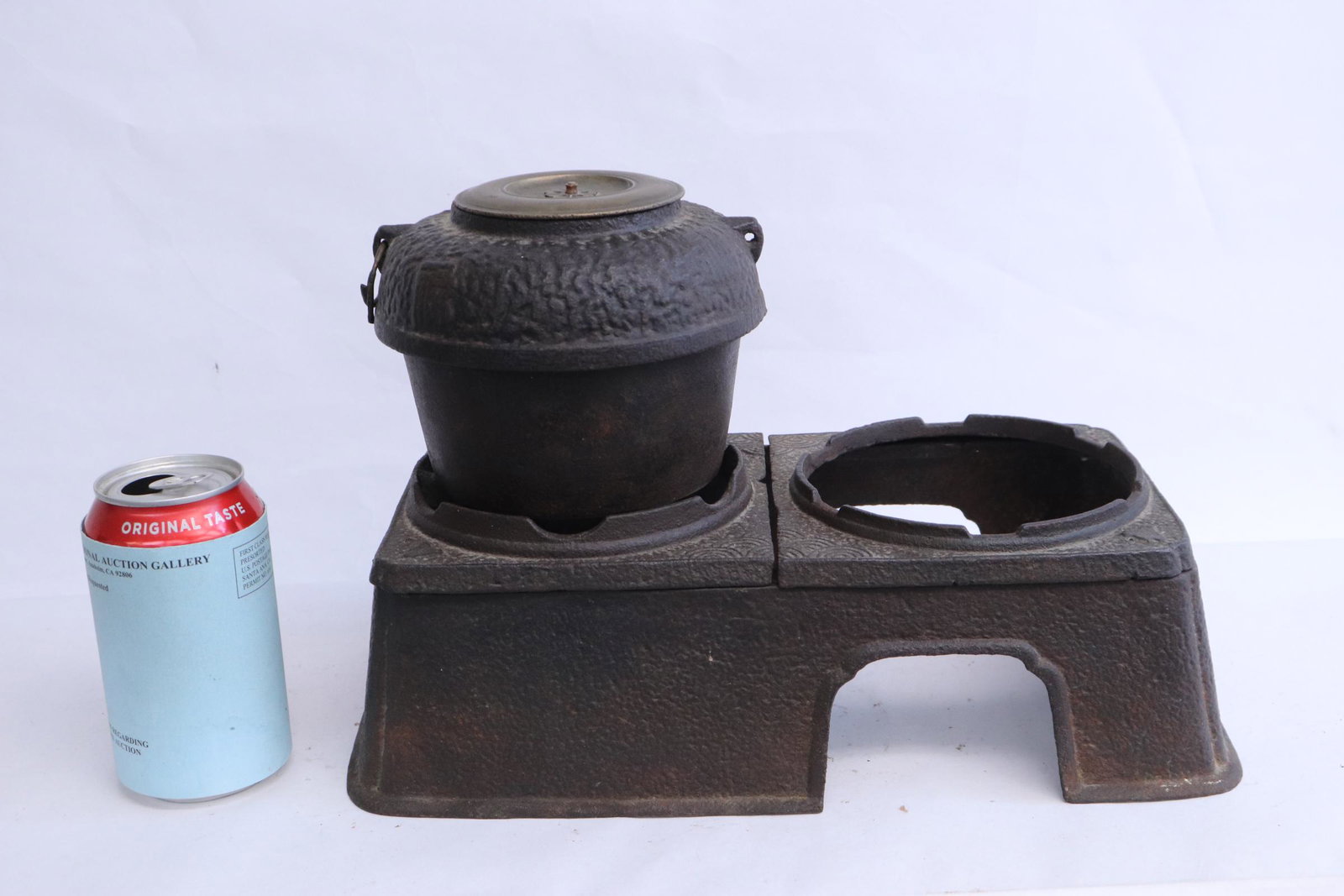 Antique Japanese cast iron teapot with stove: Antique Japanese cast iron teapot with stove, 6.6"x13"x7.3"