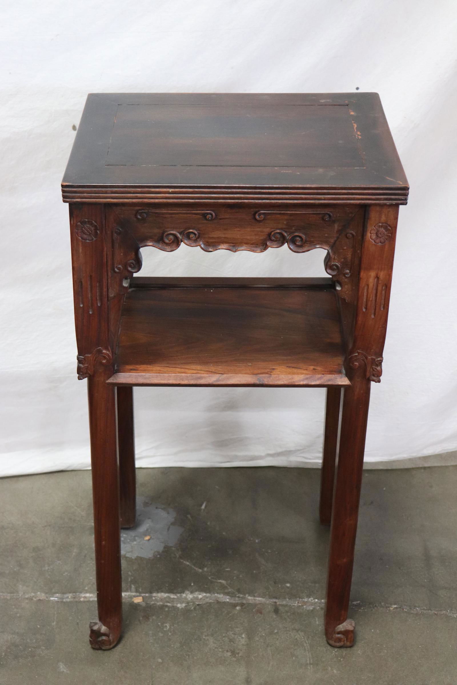 Fine Chinese antique rosewood stand: Fine Chinese antique rosewood stand, 31.7"x16.2"x12.2"