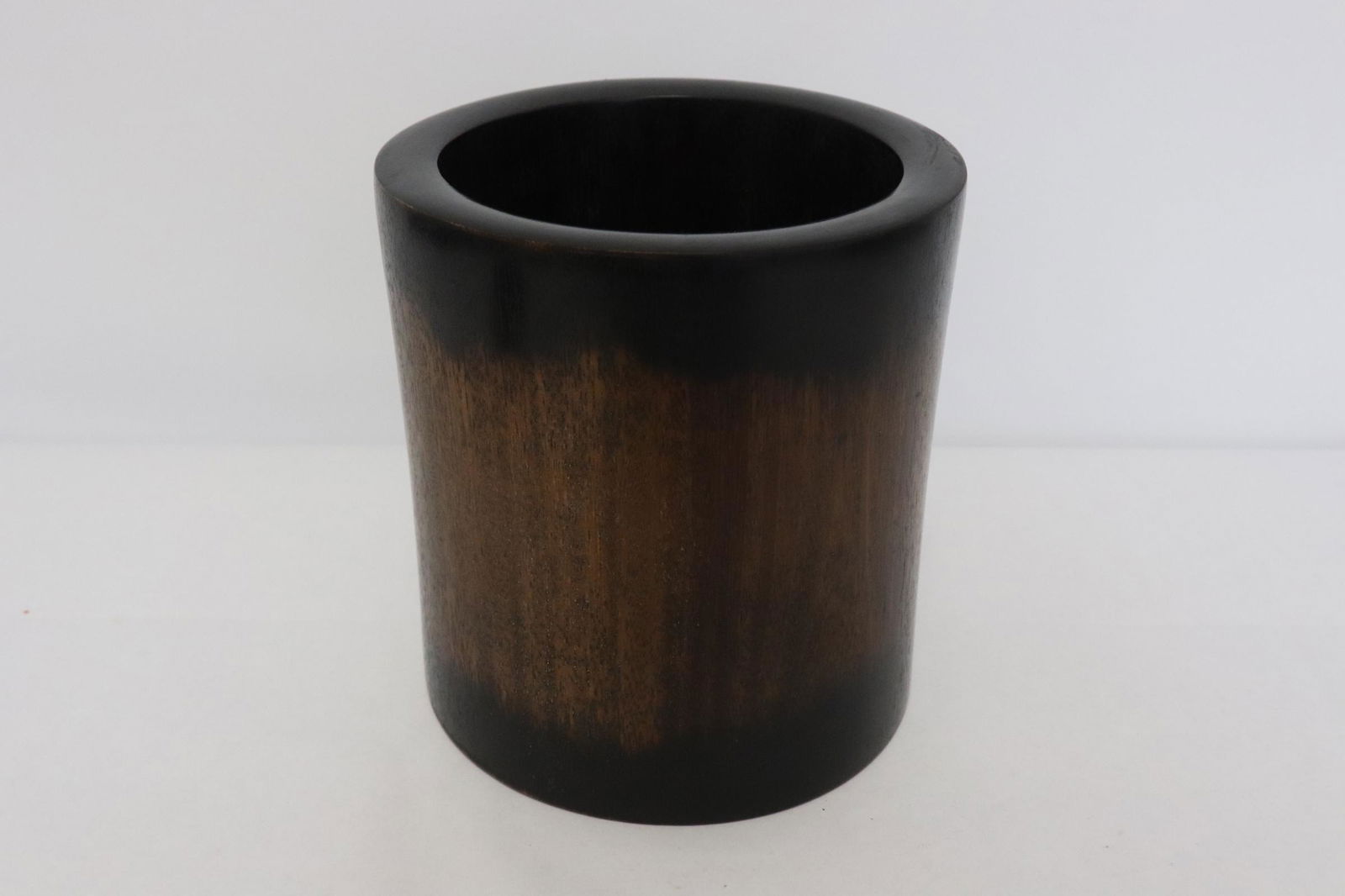 Fine Chinese rosewood brush holder (1 of 8)