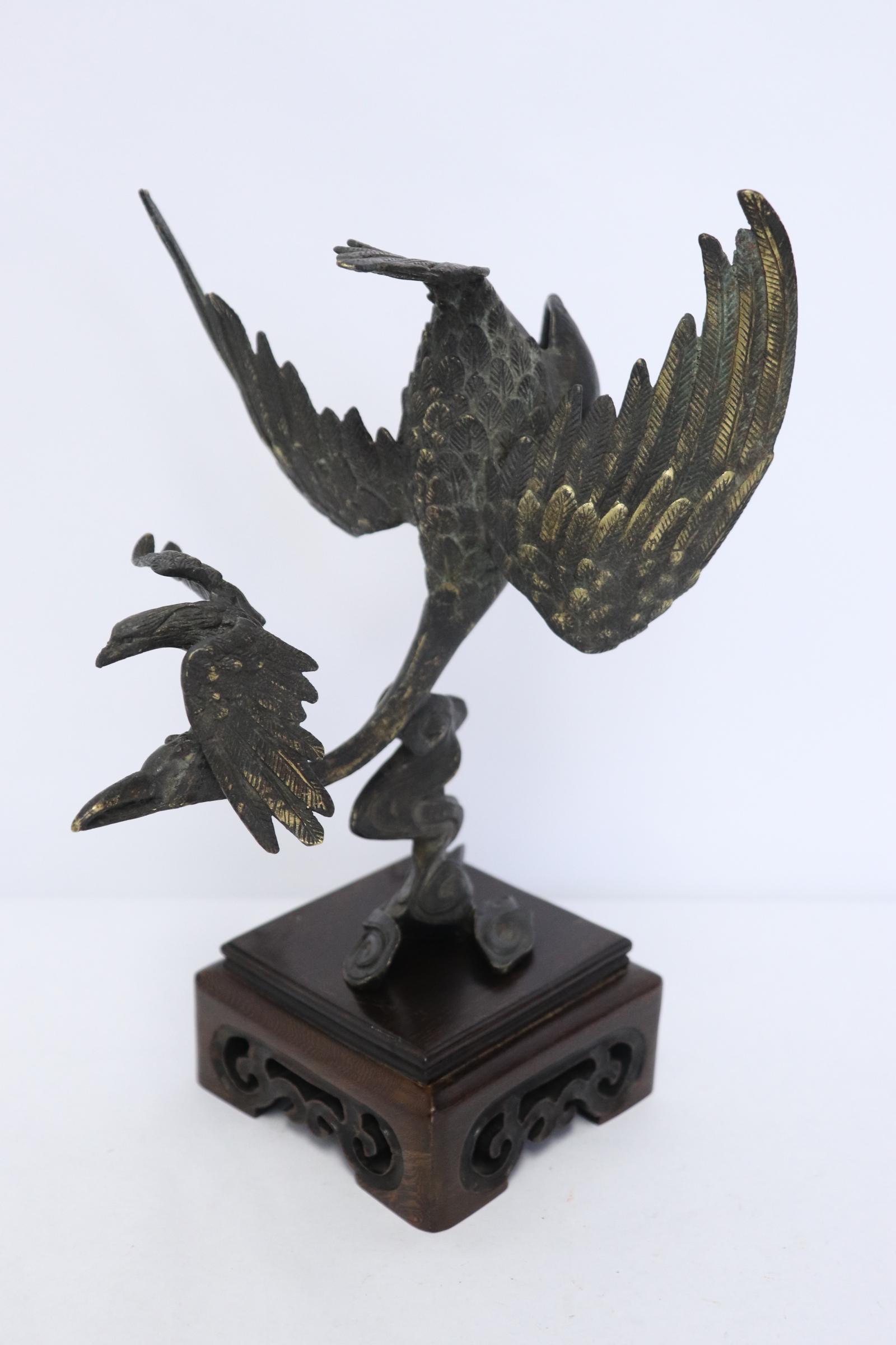 Bronze sculpture of eagle on stand (1 of 8)