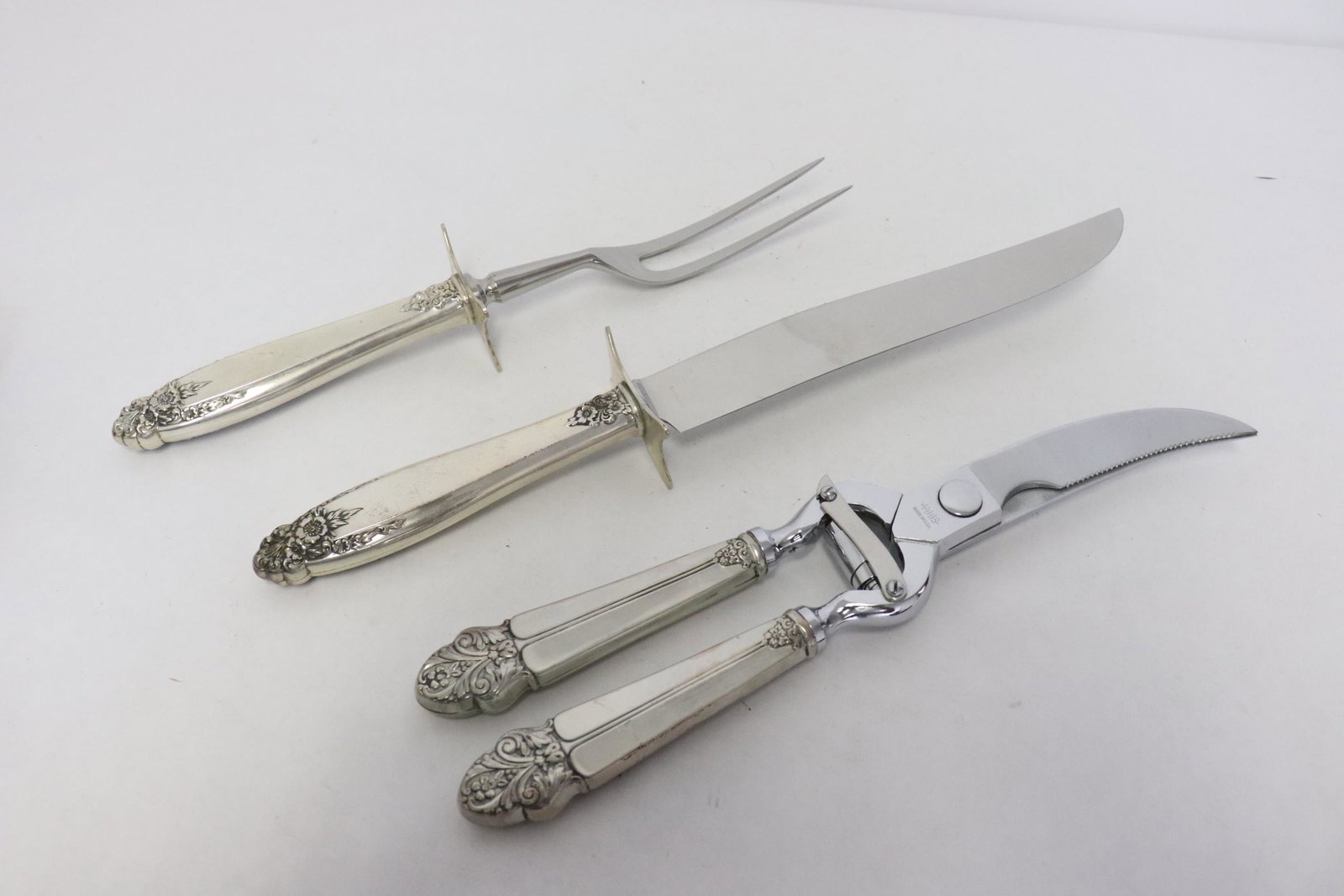 3 pieces sterling handled serving pieces (1 of 11)