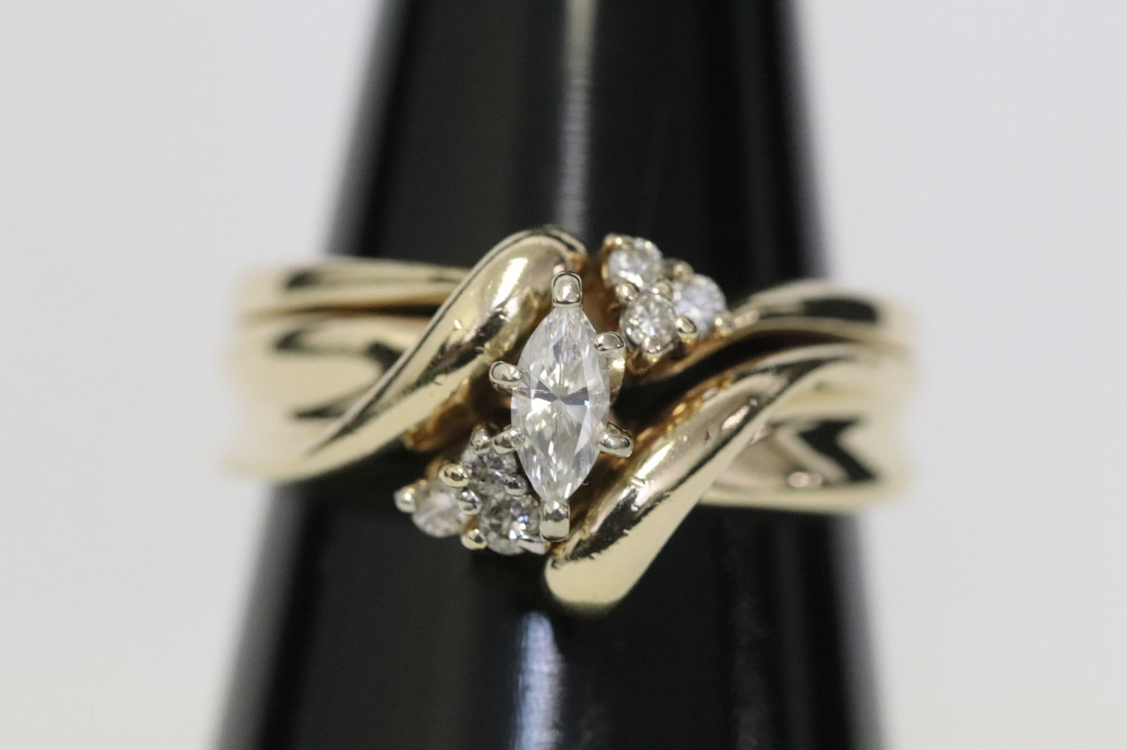 14K Y/G diamond ring (1 of 8)