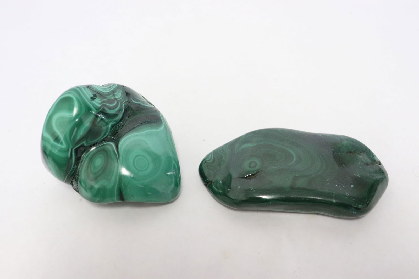 2 polished malachite geos: 2 polished malachite geos, 1"x4.6"x2.2", 2.4"x3"x3"