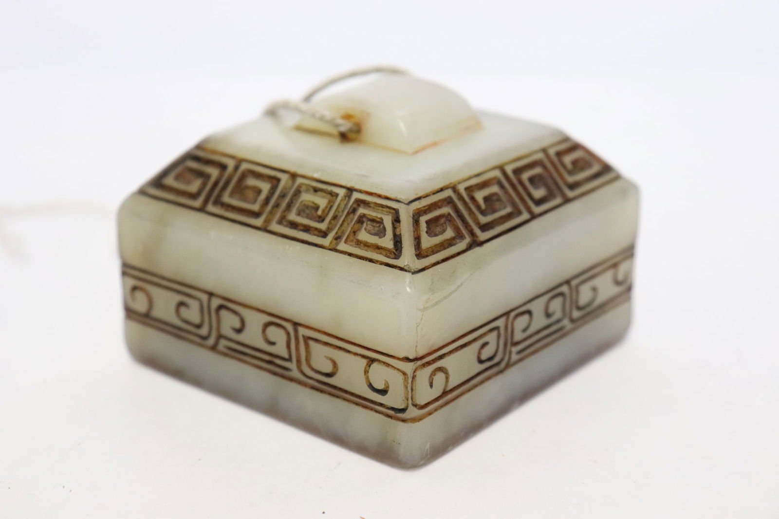 A fine Chinese jade carved large seal (1 of 7)