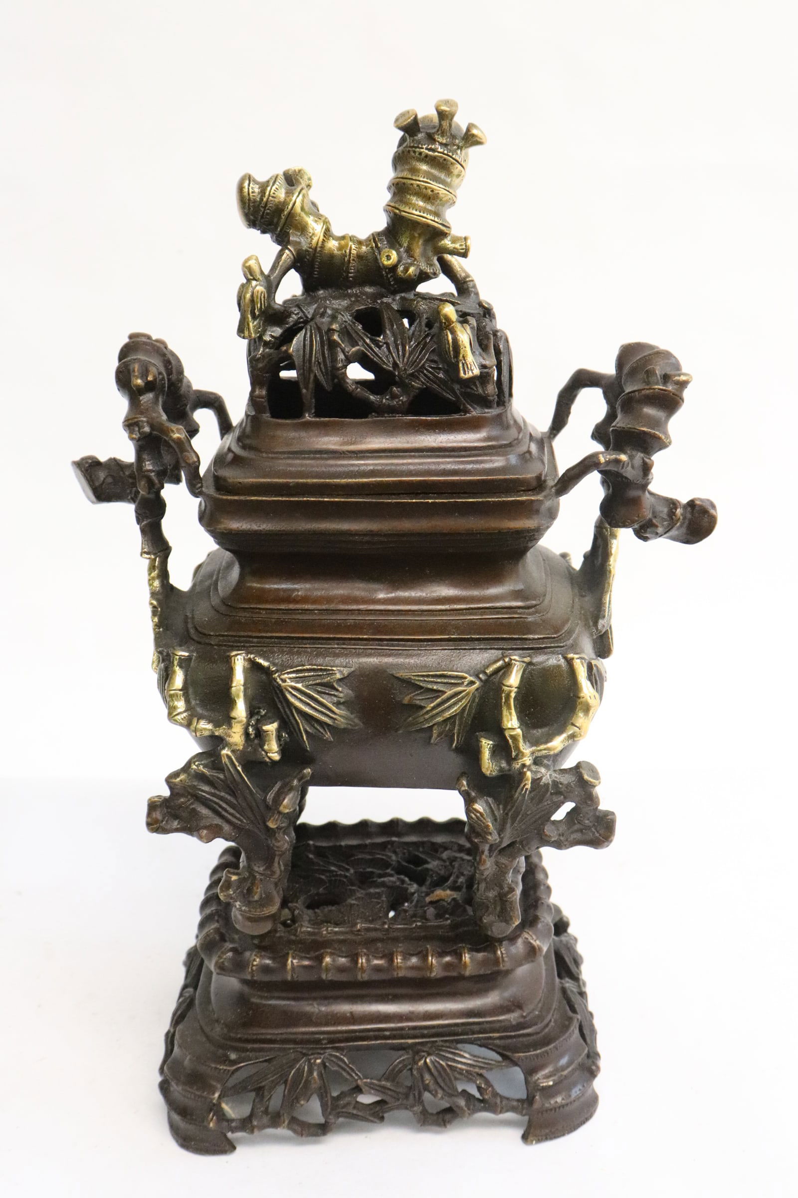 Fine Chinese bronze censer on bronze base (1 of 9)