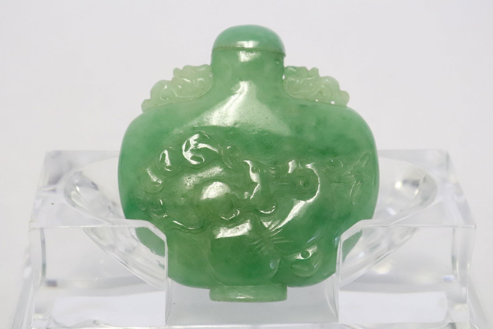Chinese apple green jadeite carved snuff bottle (1 of 7)