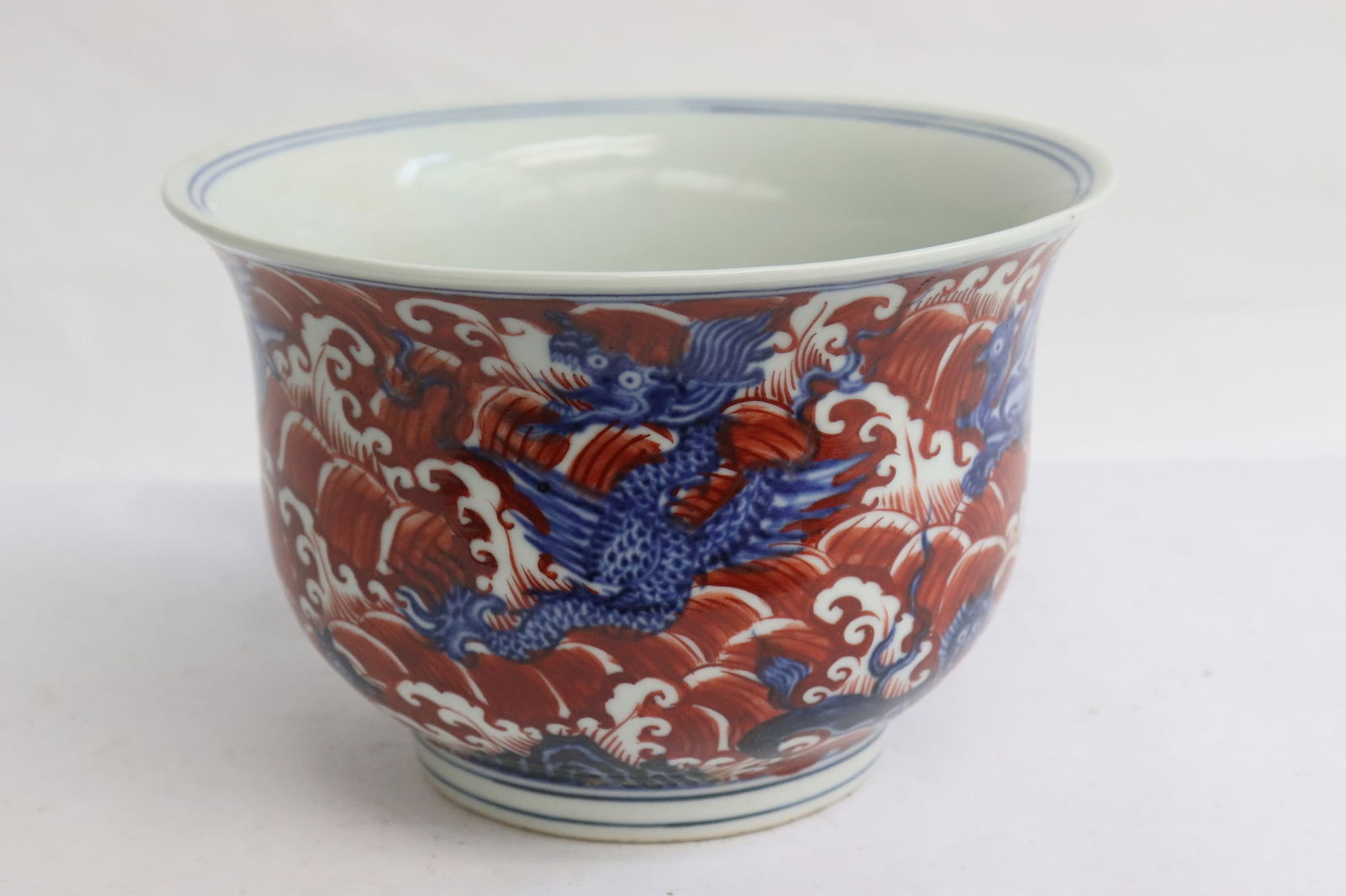 Large blue, red and white porcelain bowl (1 of 7)