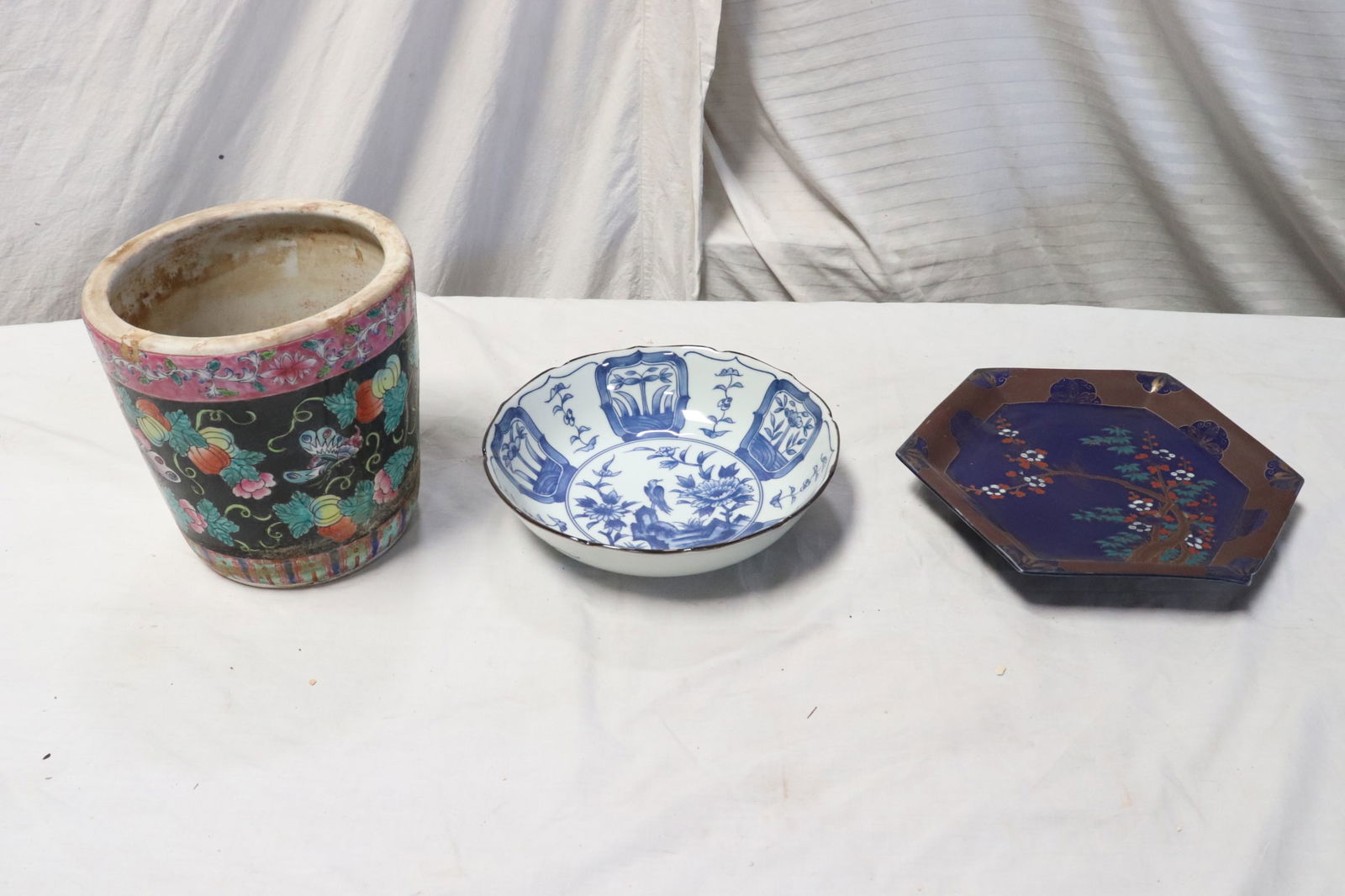 3 Japanese porcelain pieces (1 of 10)