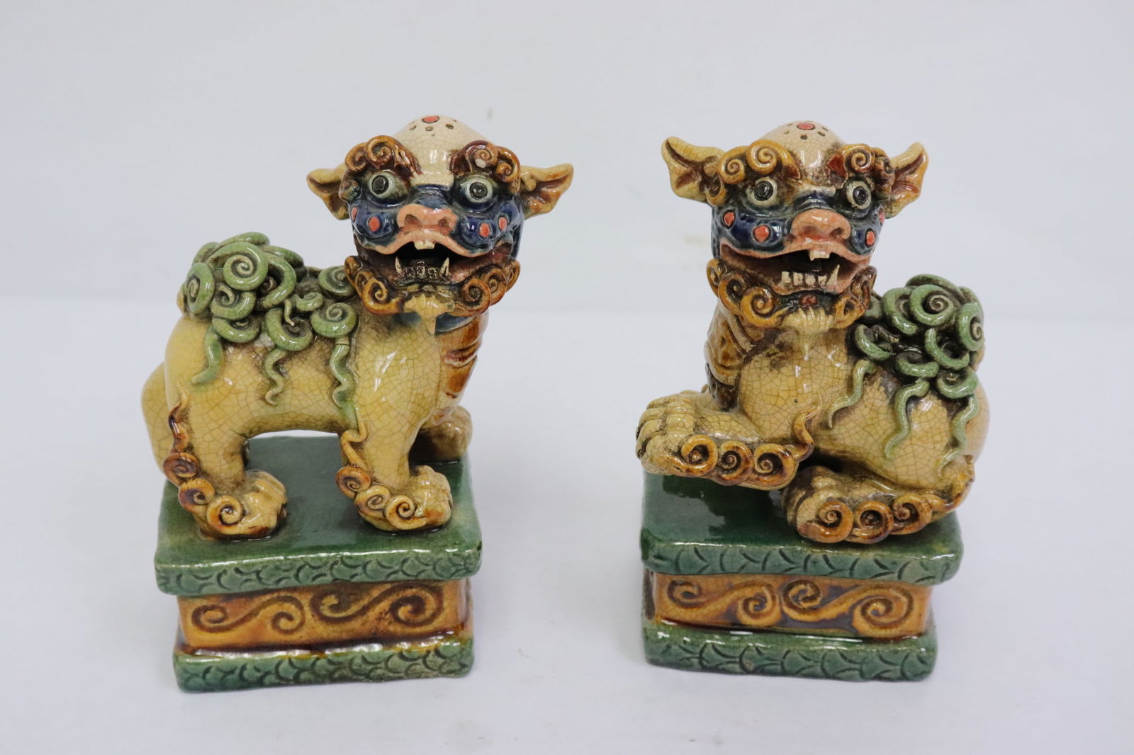 2 small sanci earthenware fulions (1 of 9)