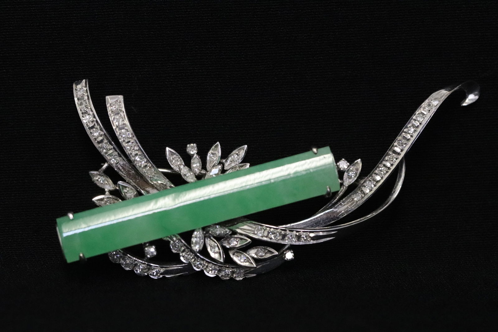 18K W/G jadeite & diamond brooch w/ GIA certificate (1 of 12)