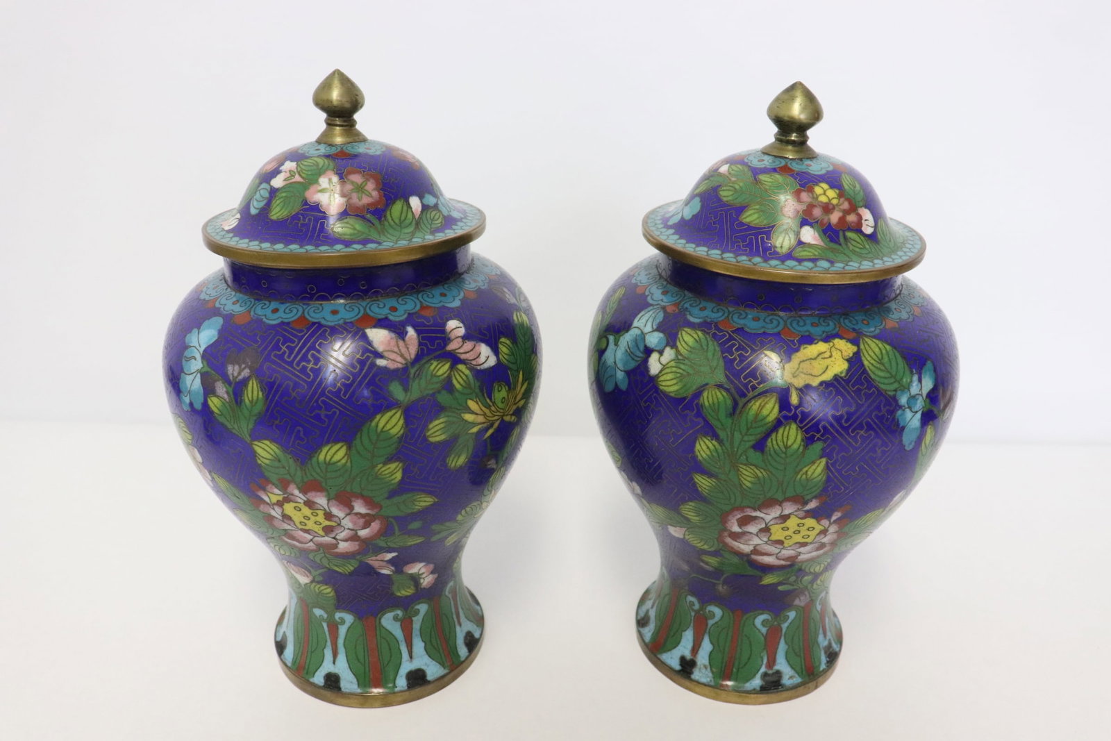 Pair Chinese cloisonne covered jar (1 of 9)
