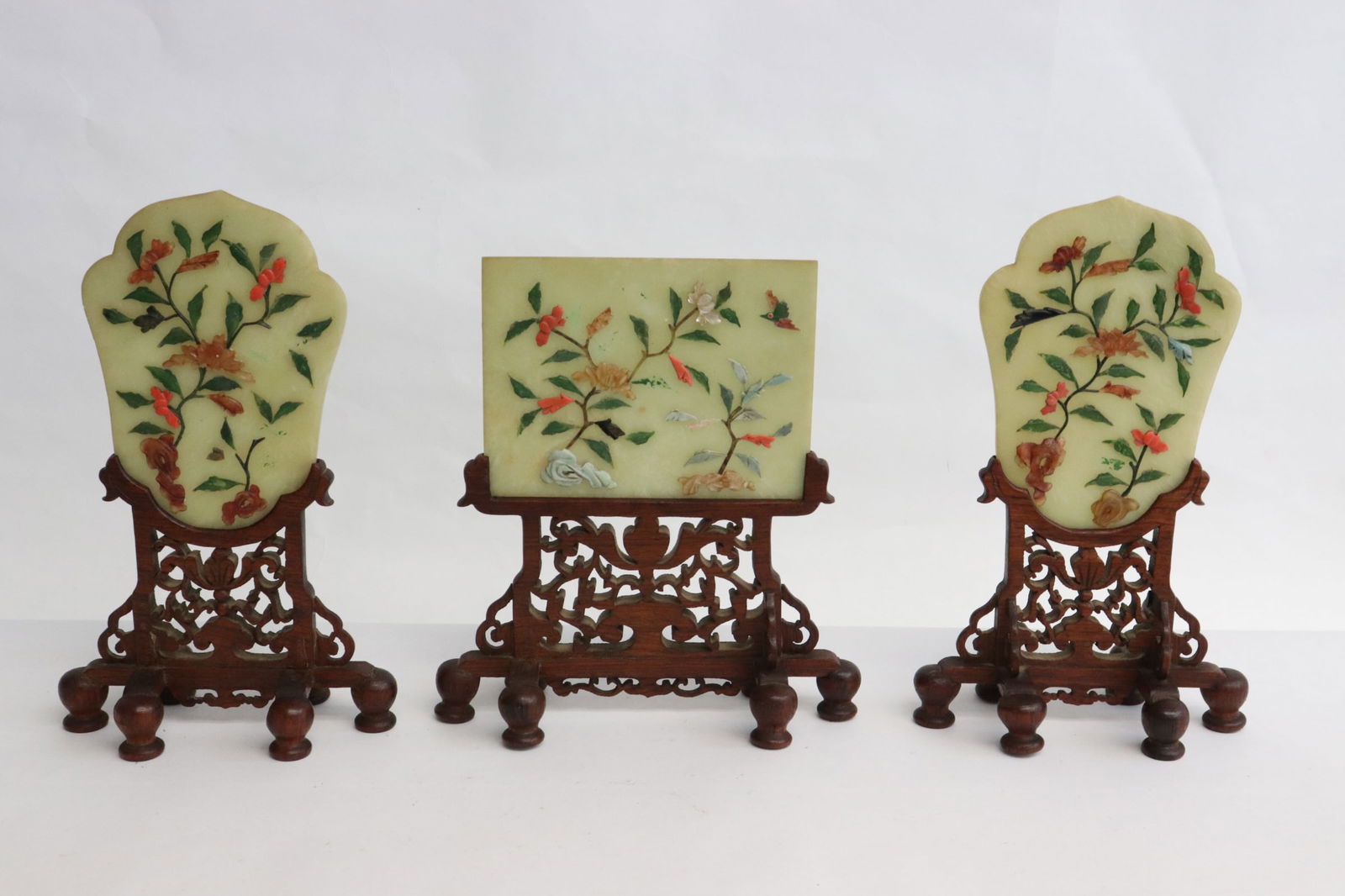 3 Chinese jade plaques on stand (1 of 10)