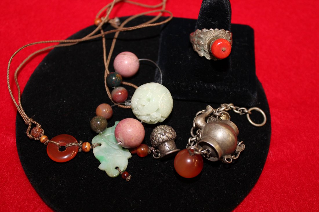 3 jadeite, carnelian, jasper necklace/bracelet: 3 jadeite, carnelian, jasper bead necklace/bracelet