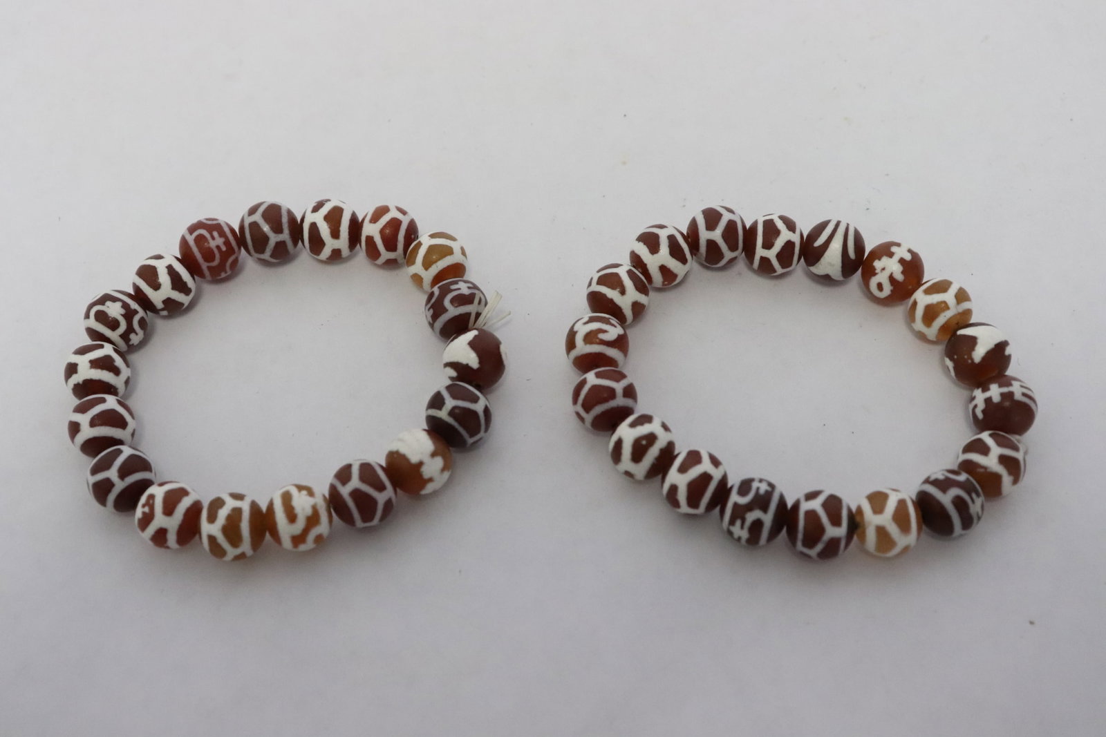 2 bead bracelets (1 of 8)