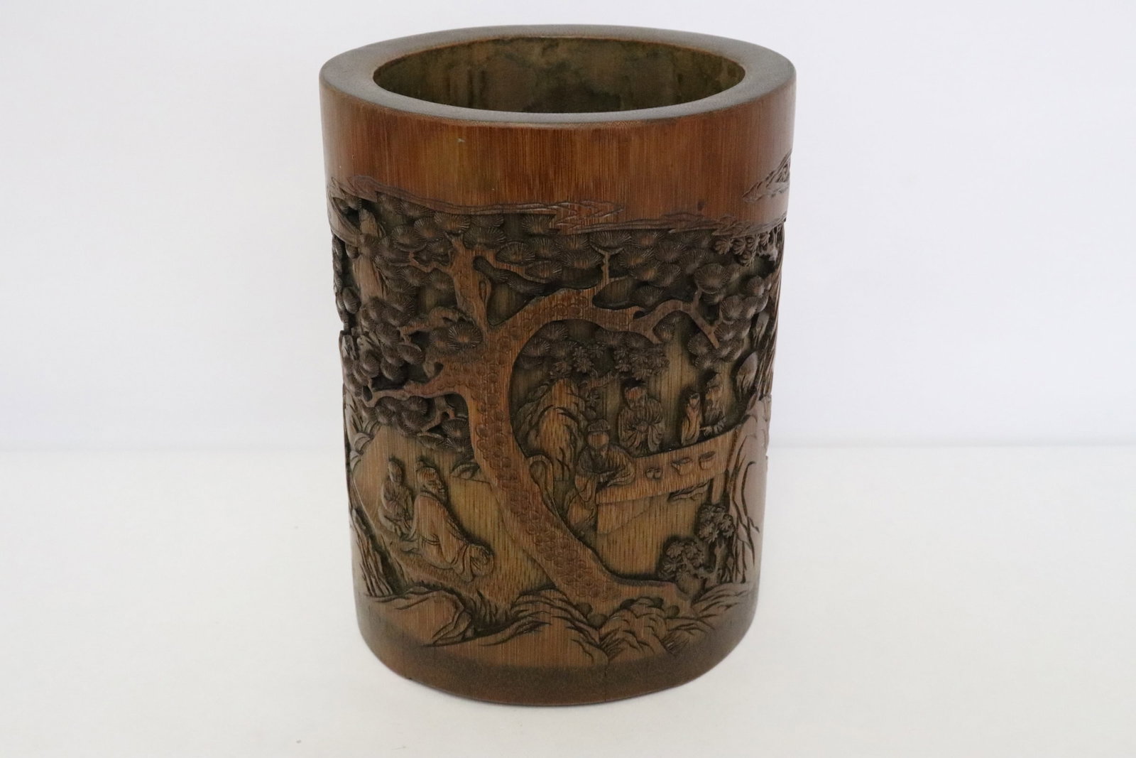 Chinese vintage bamboo brush holder: Chinese finely carved vintage bamboo brush holder, 7.4"x5.4"x4.6"