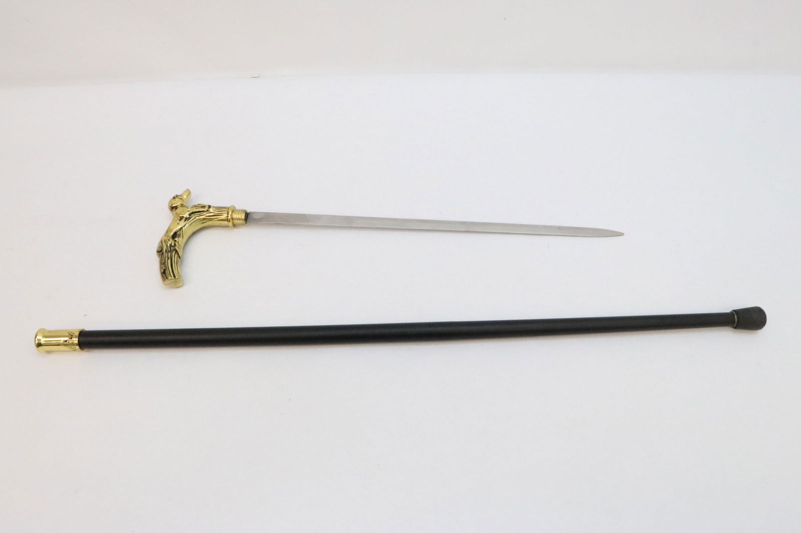 A cane sword with dog motif finial (1 of 13)