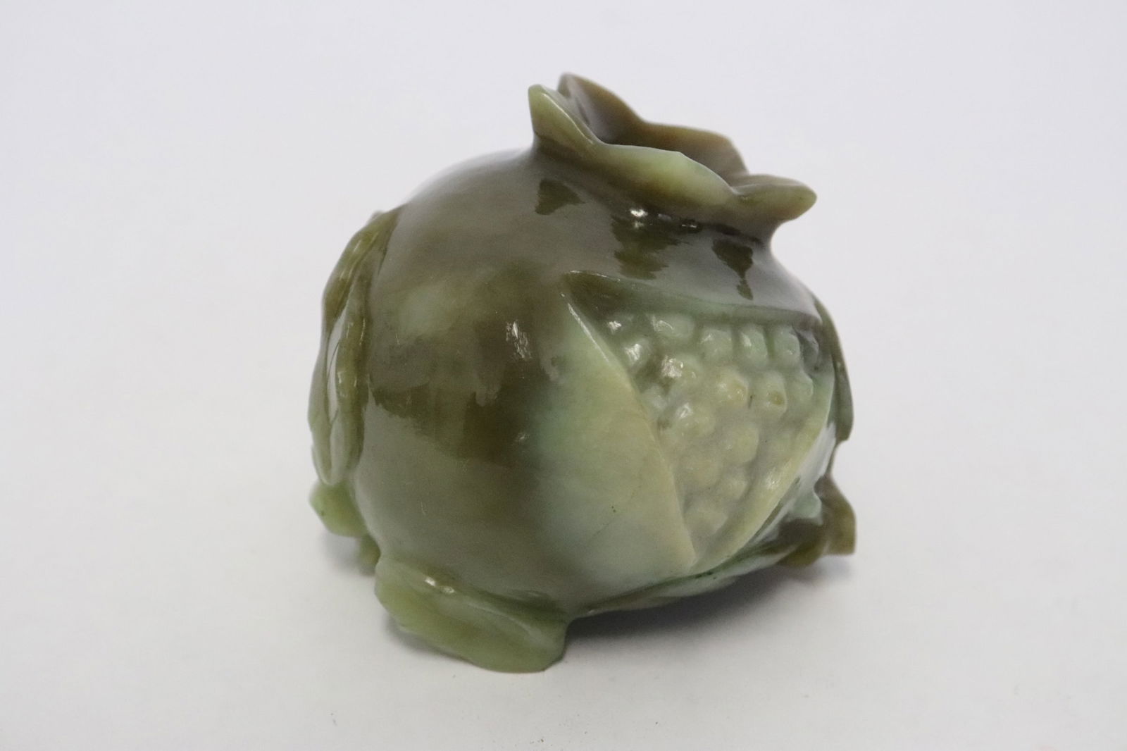 Fine Chinese celadon jade carved ink bottle: Fine Chinese celadon jade carved ink bottle, 2.7"x3"x2.7"