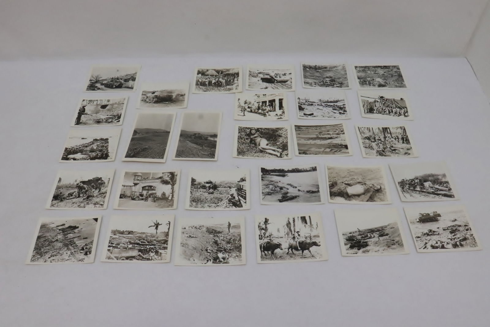 ~ 27 WWII US Pacific Island battlefield photos (1 of 12)