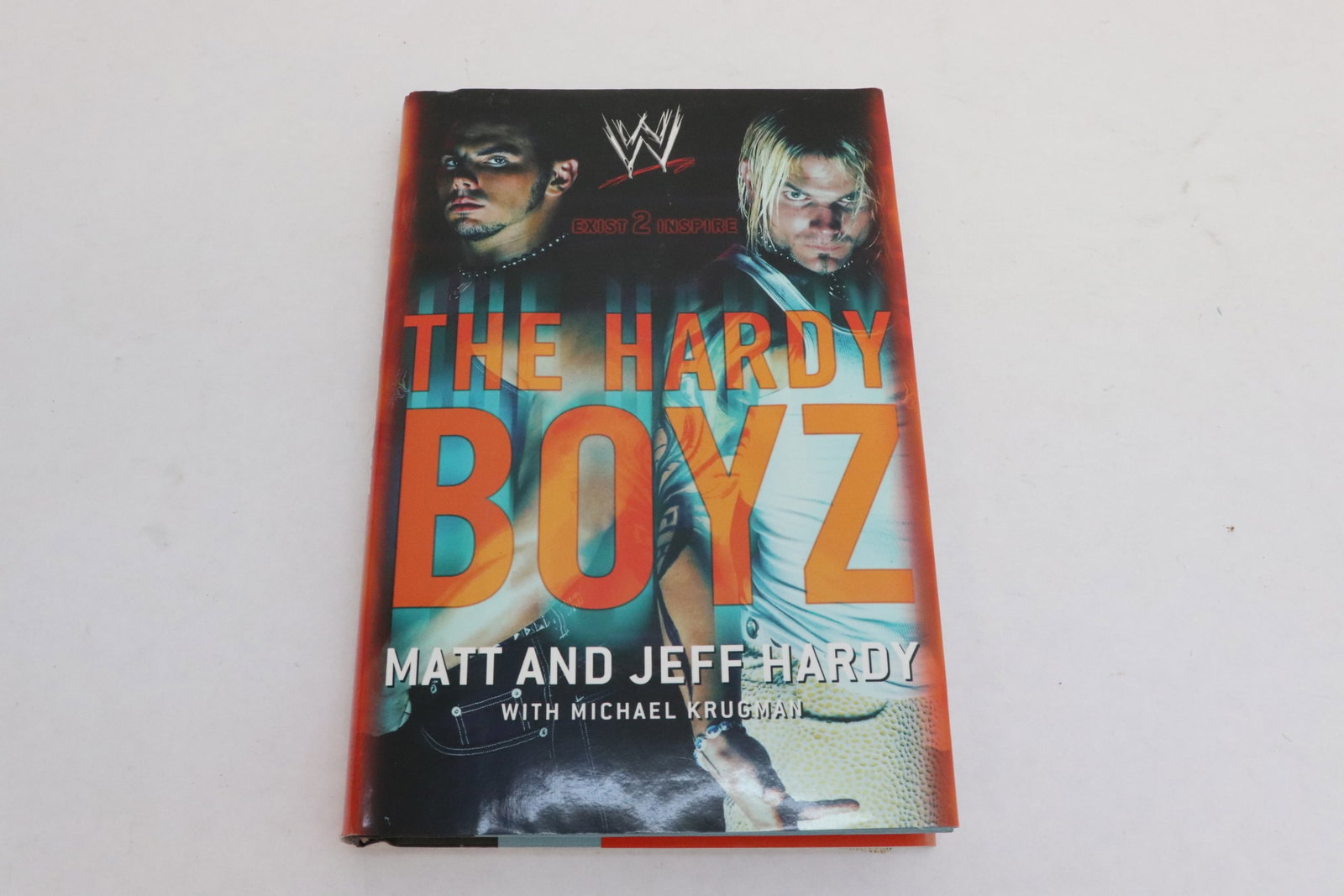 book "the Hardy Boyz" signed by Matt & Jeff Hardy: "the Hardy Boyz" signed by Matt Hardy and Jeff Hardy (1st edition)