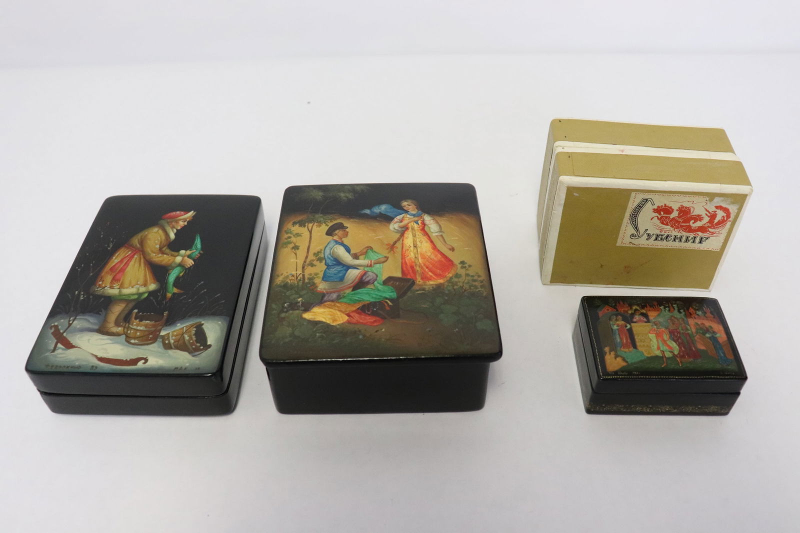 3 Russian hand painted lacquer boxes, signed (1 of 12)