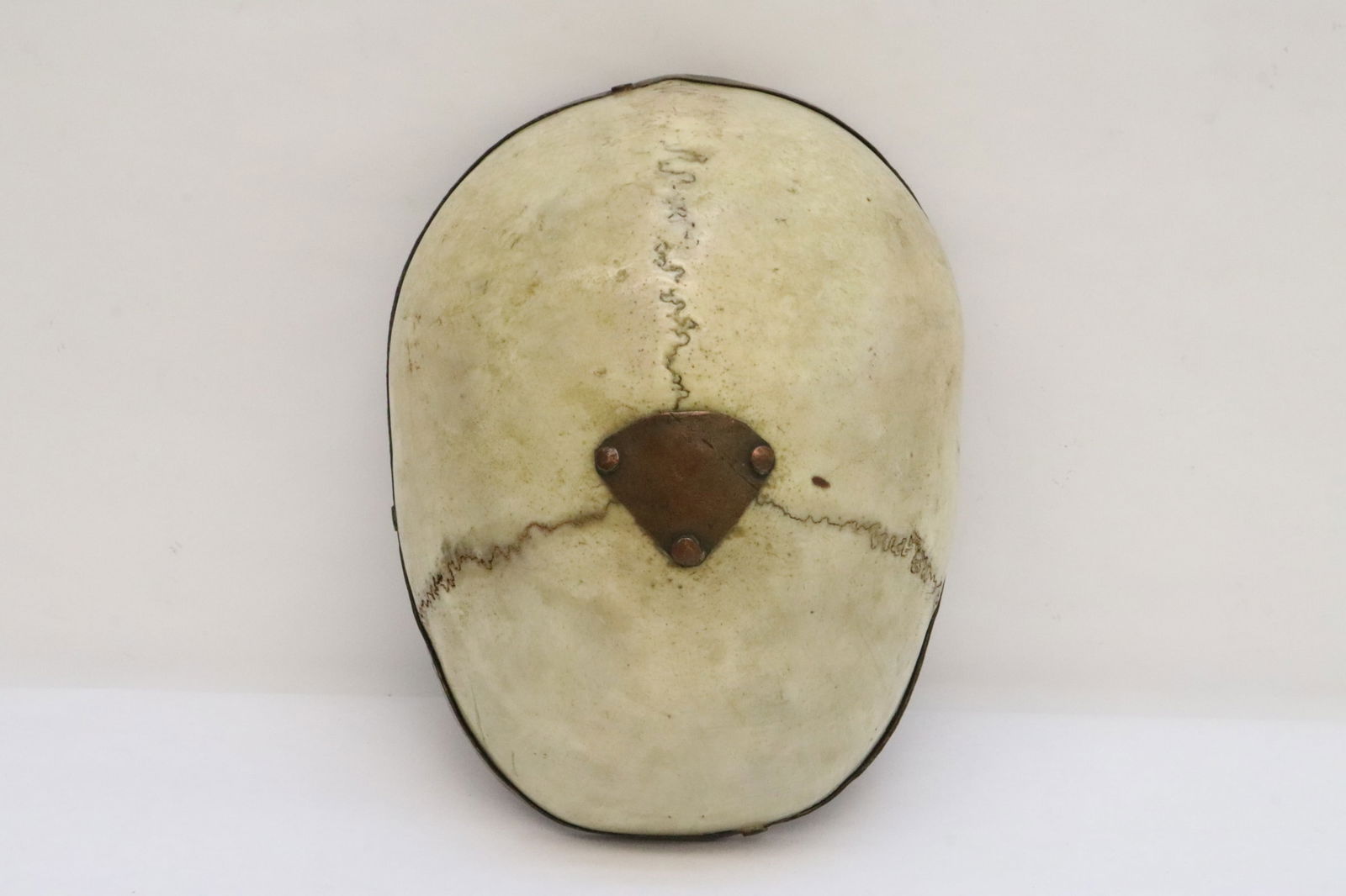 18th c. Tibetan monk skull bowl with copper rim (1 of 10)