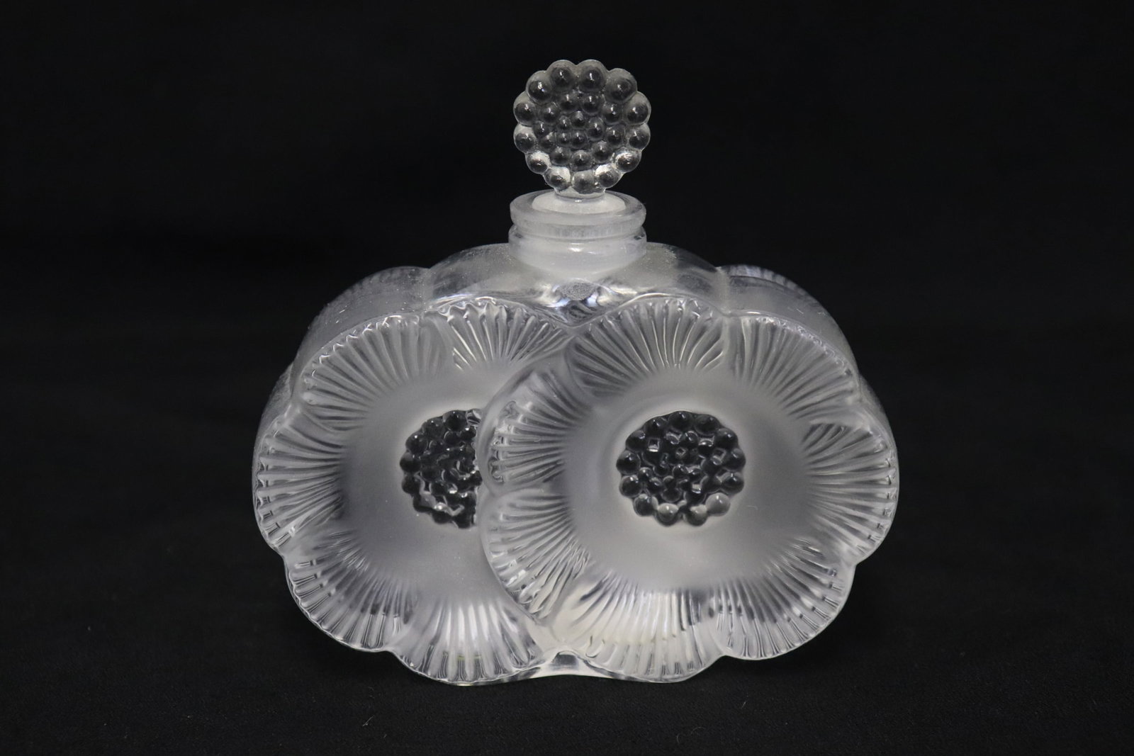 Lalique crystal perfume bottle: Lalique crystal perfume bottle, 3.65"x3.8"x1"