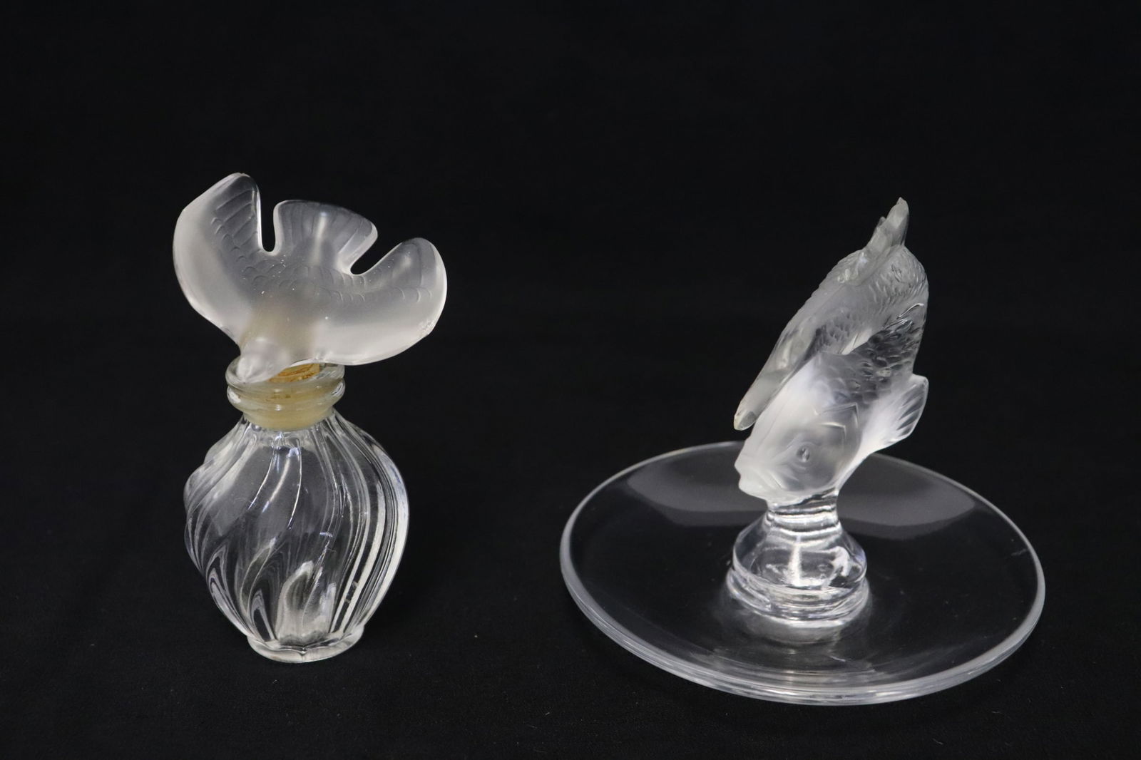 Lalique perfume bottle and a Lalique ring tray (1 of 11)