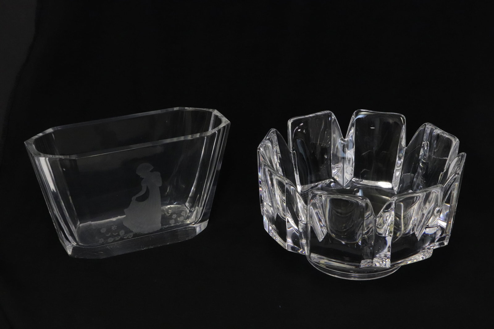 2 pieces Orrefer crystals: 2 pieces Orrefer crystals, 4.5"x3"x7.6", 4.5"x7.3"x7.3"