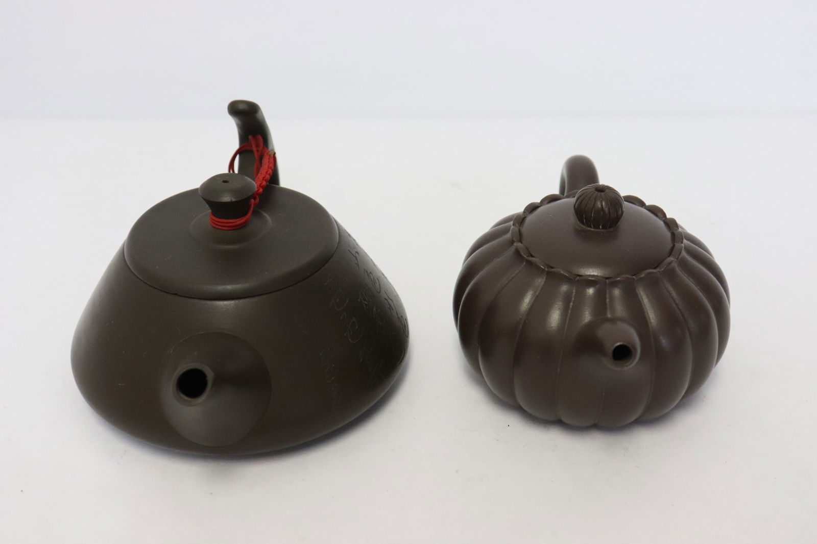 2 Chinese Yixing teapot (1 of 11)