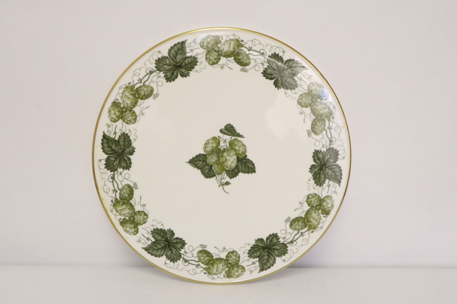 A rare Royal Worcester porcelain stand (1 of 9)