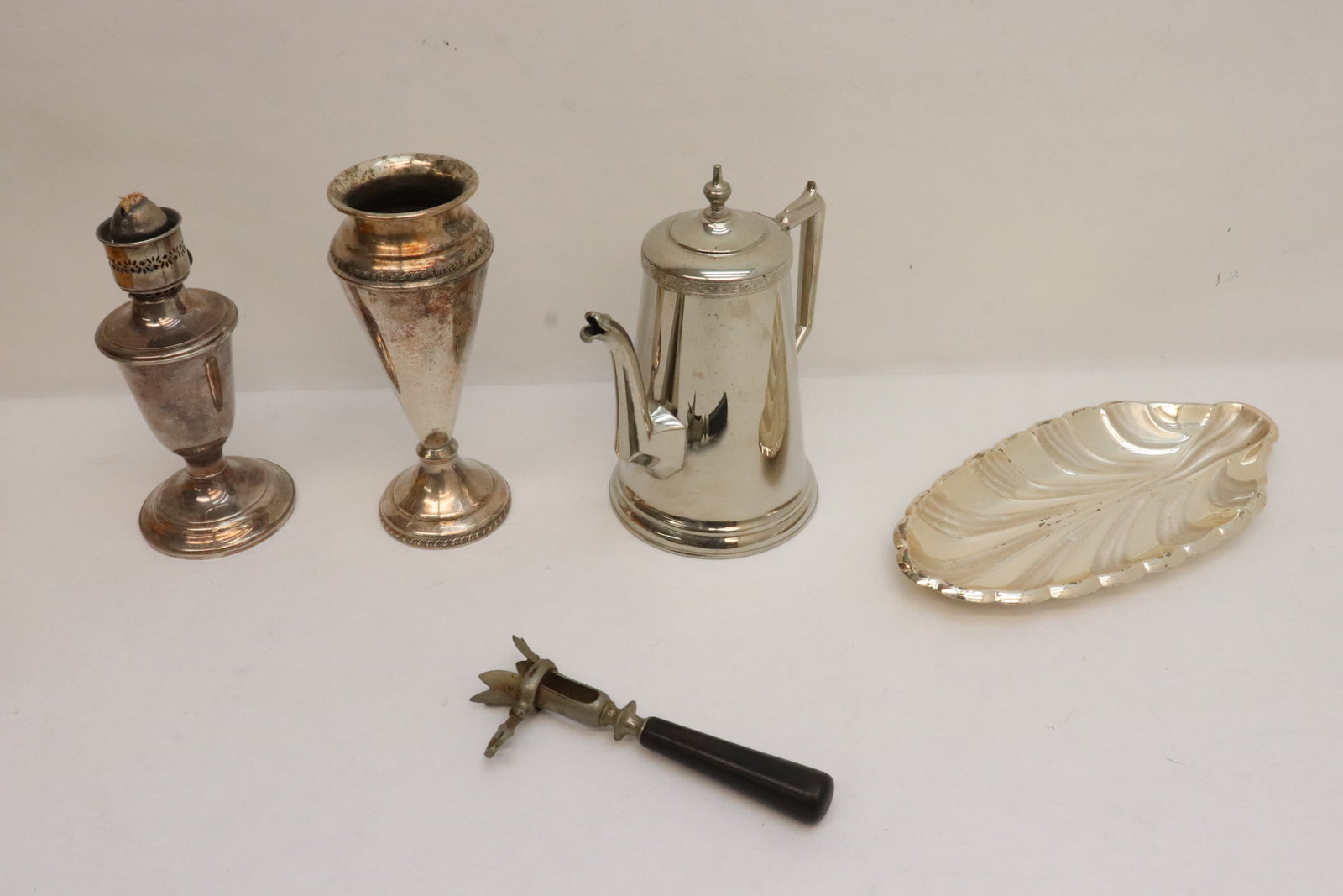Lot of silverplate: Lot of silverplate; including a Gorham oil lamp(?) (8.75"H), and a finger torture tool(?)