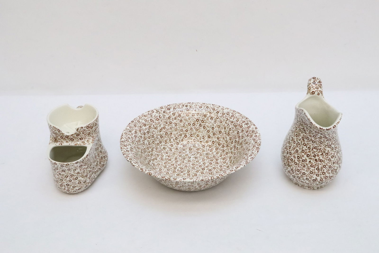 3 pieces English Burleigh porcelain shaving set (1 of 12)