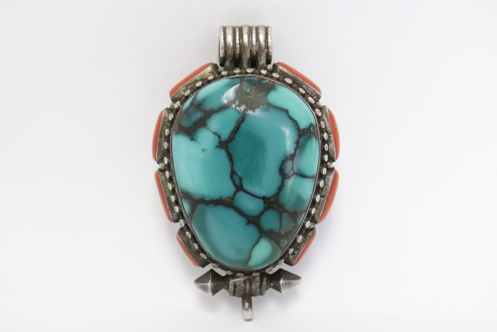 sterling locket/ pendant w/ leopard turquoise and coral: Rare sterling locket/ pendant (0.8"x2.5"x1.6") set with leopard turquoise and coral,NO INTERNATIONAL SHIPPING OF CORAL