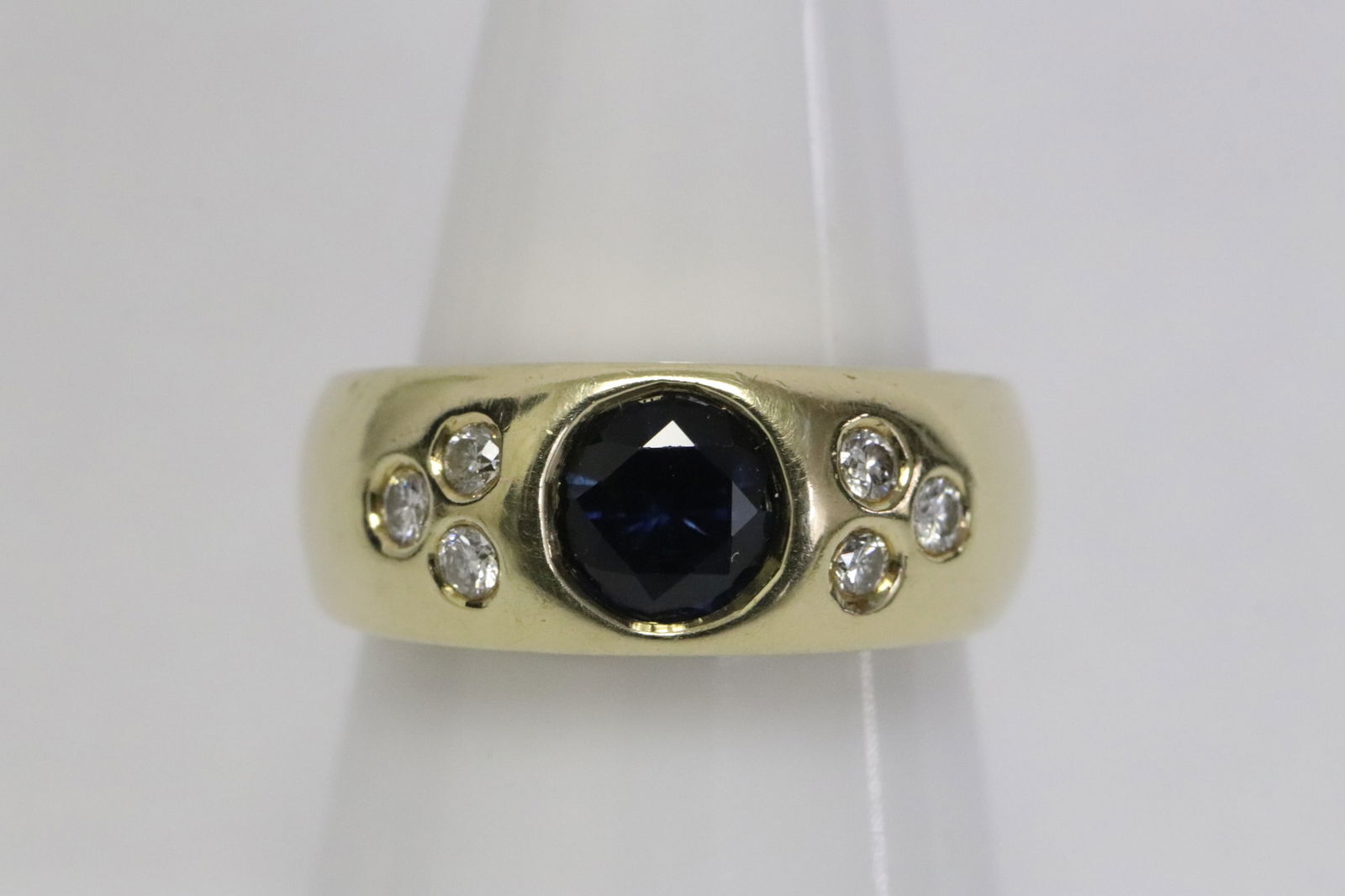 14K Y/G Australian sapphire ring w/ GIA report (1 of 8)